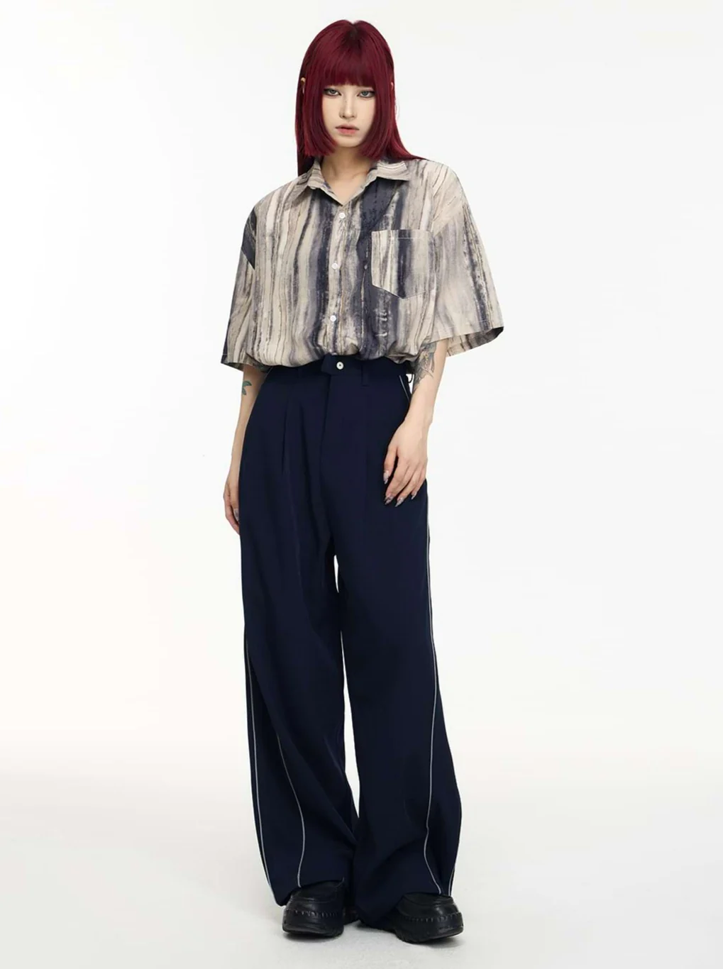 Abstract Print Short Sleeve Button Shirt - Image 4