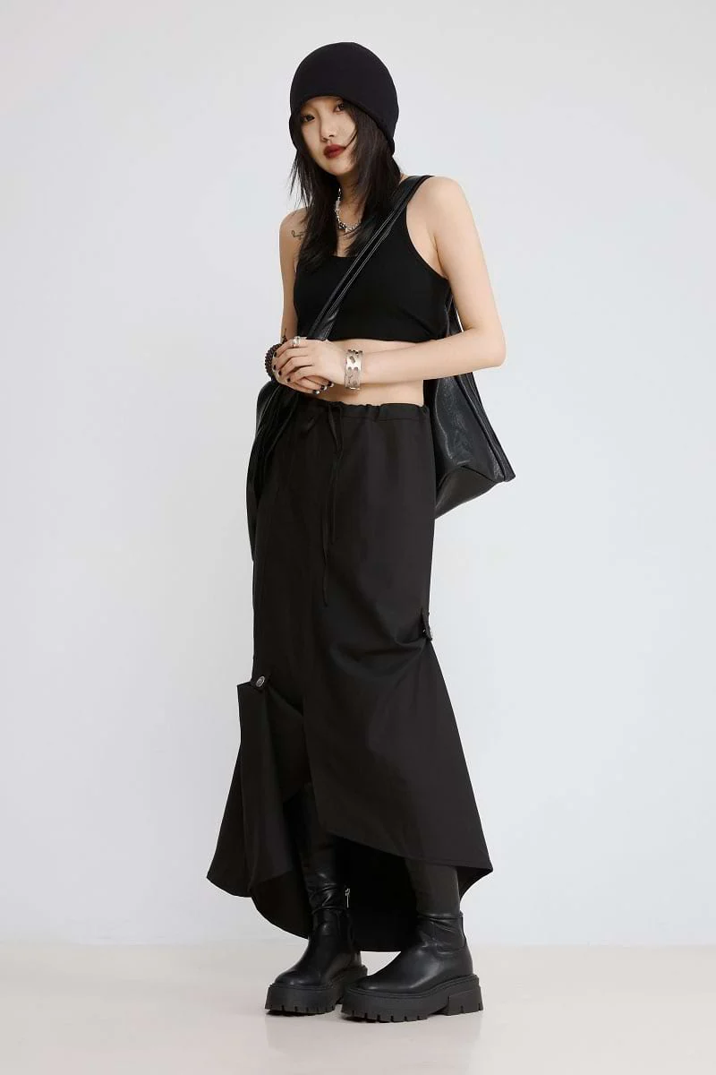 Asymmetric Maxi Skirt with Slit - Image 7