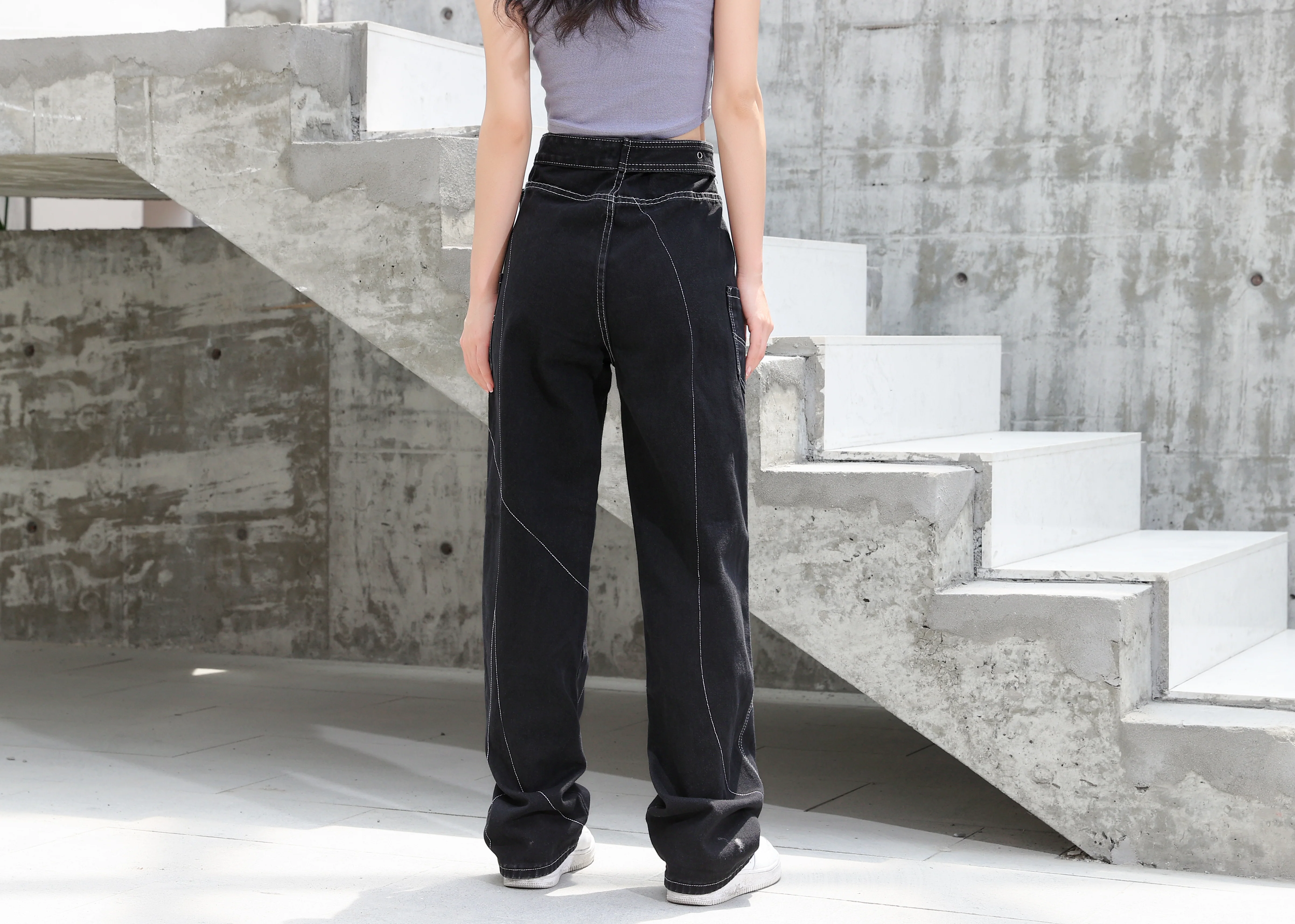 Baggy Belted Jeans with Contrast Detailed Stitching - Image 4