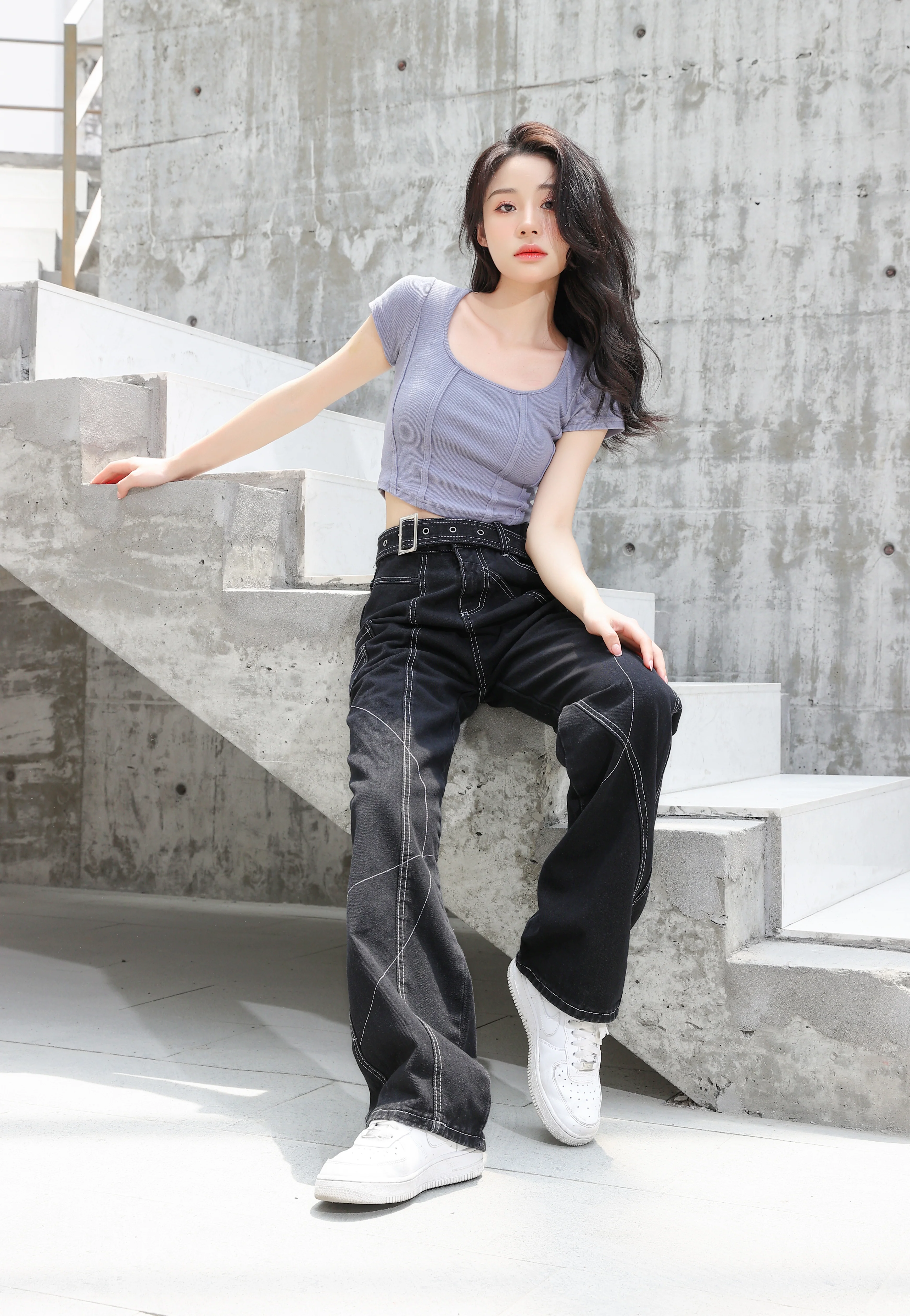 Baggy Belted Jeans with Contrast Detailed Stitching - Image 5