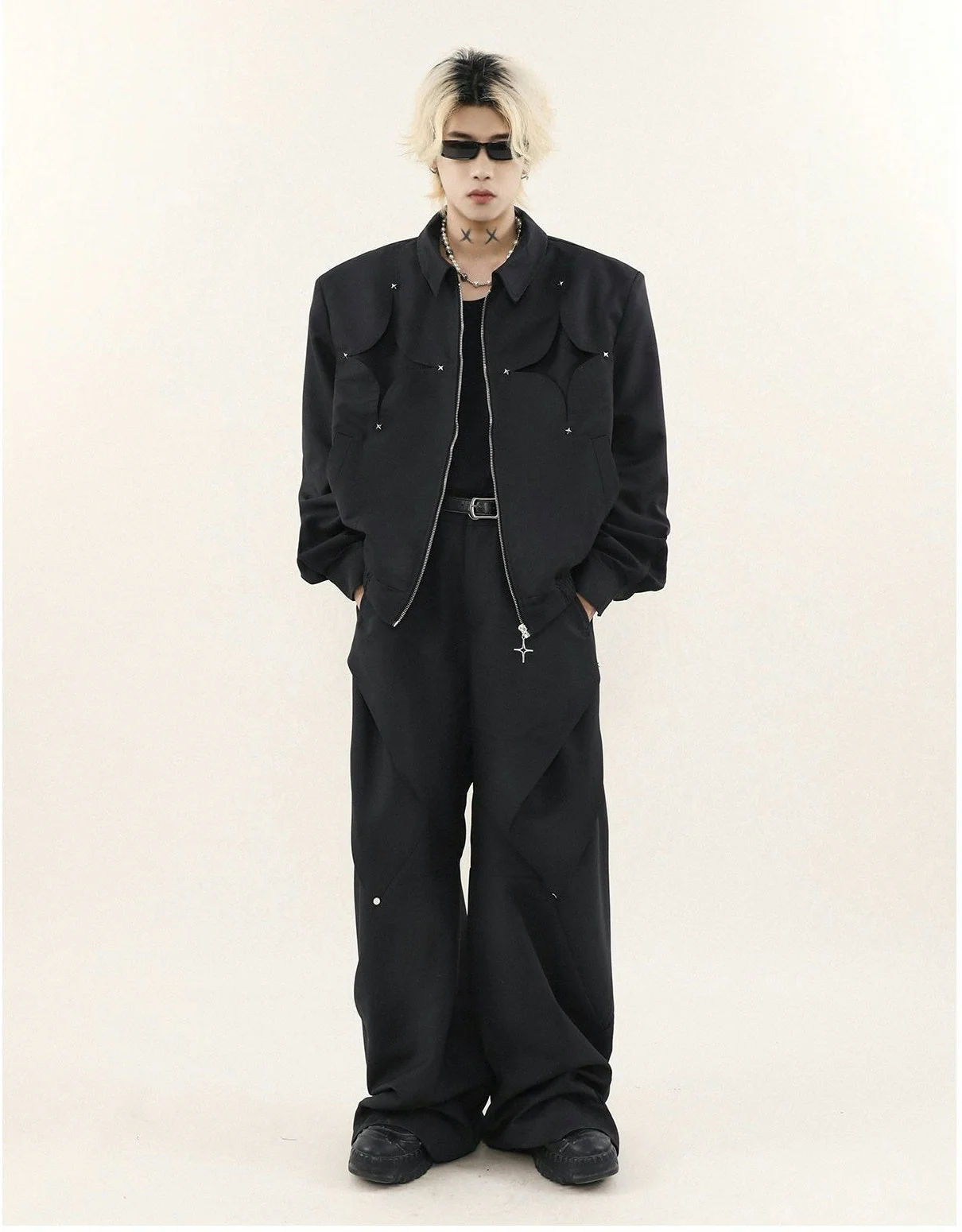 Boxy Collared Star Cutout Bomber Jacket - Image 7