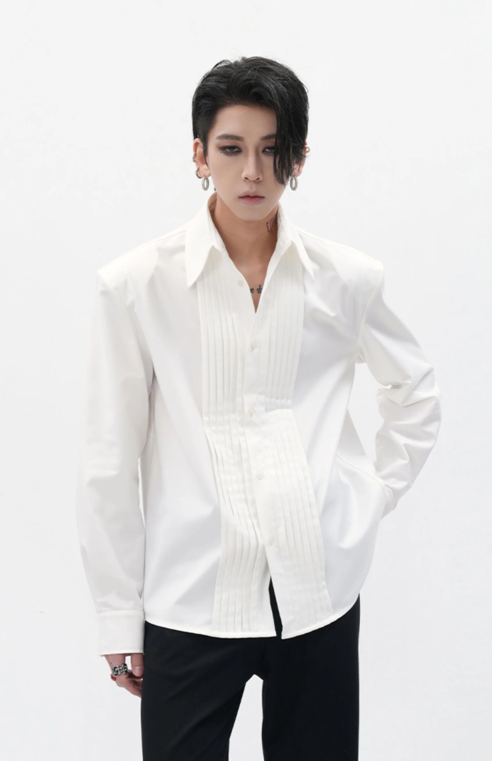 Boxy Pleated Front Pointed Collar Tuxedo Shirt - Image 4