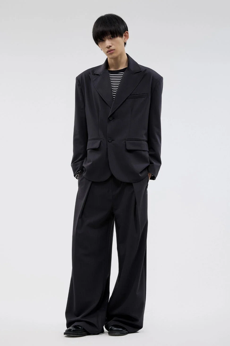 Boxy Wide-Fit Single Breasted Blazer Stripe-Textured Jacket - Image 6