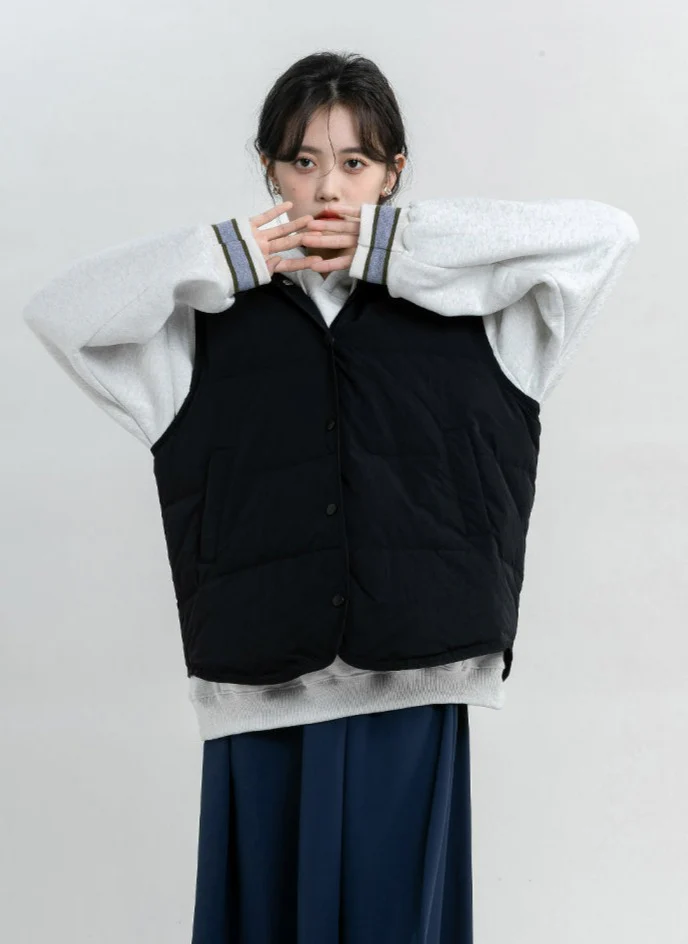 Button Down Lightweight Vest - Image 11