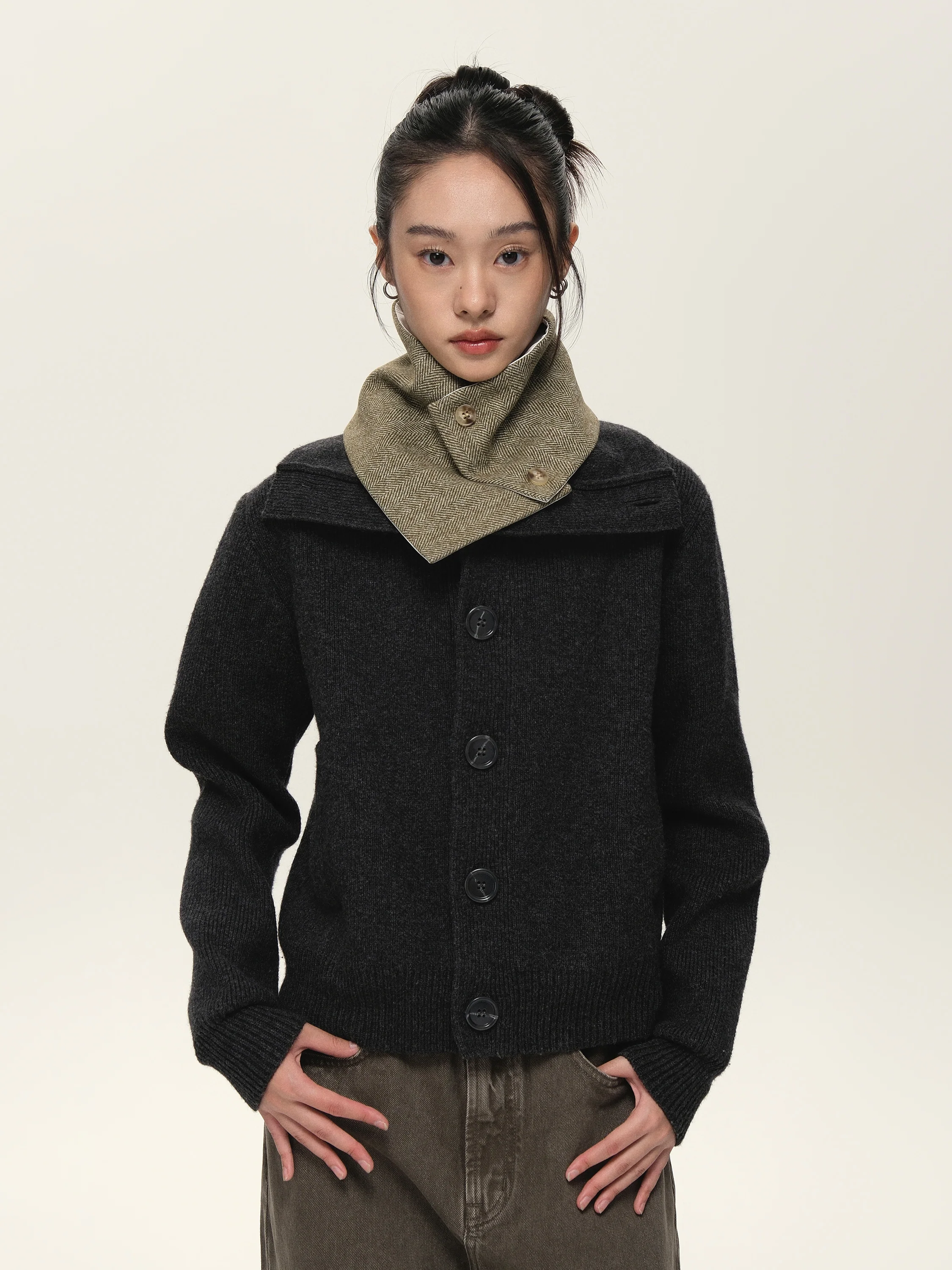 Buttoned Neck Warmer Collar Wrap - Image 8