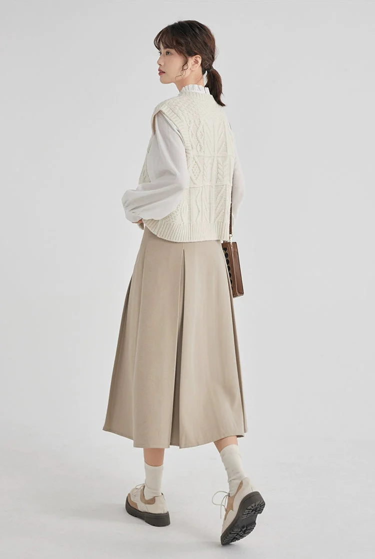 Cable Knit Ribbed Trim Button Vest - Image 13