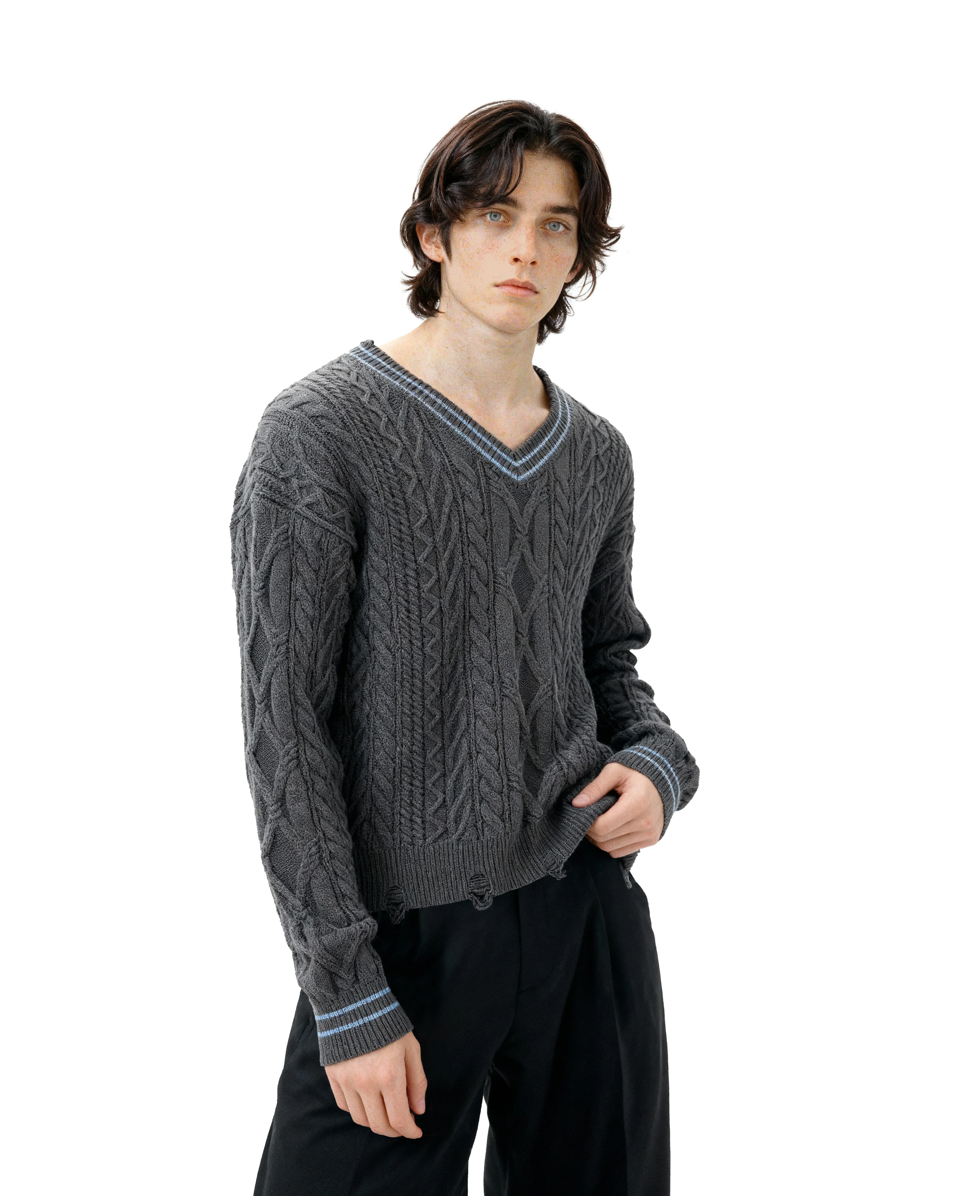 Contrast Distressed Trim Cropped Cable Knit Sweater - Image 5