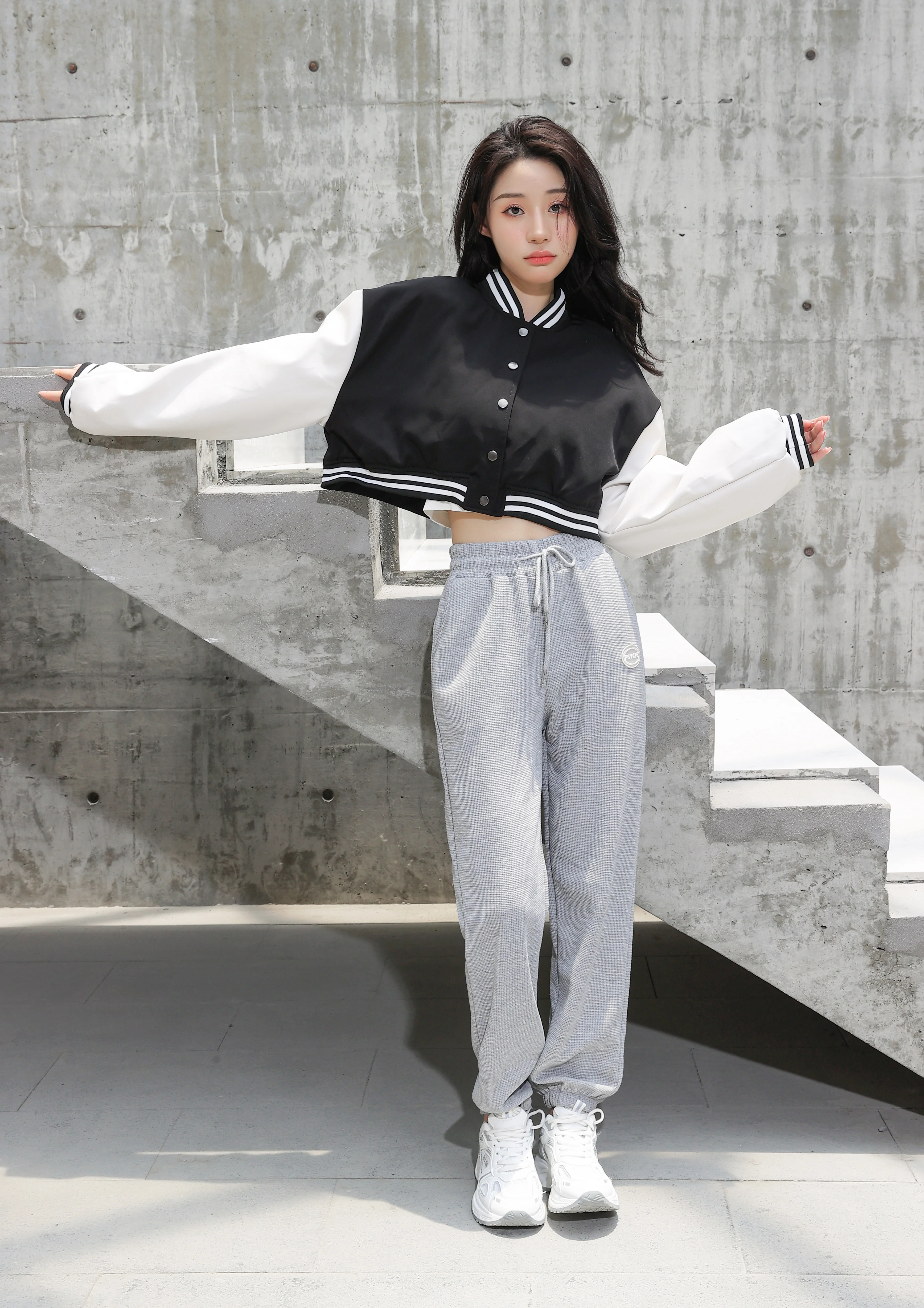 Cropped Baseball Jacket - Image 19