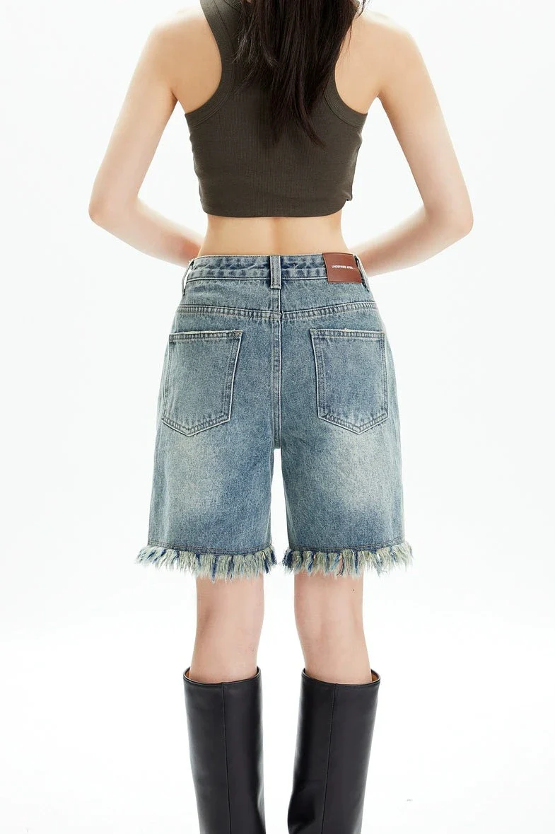 Distressed Denim Bermuda Shorts with Frayed Hem - Image 5