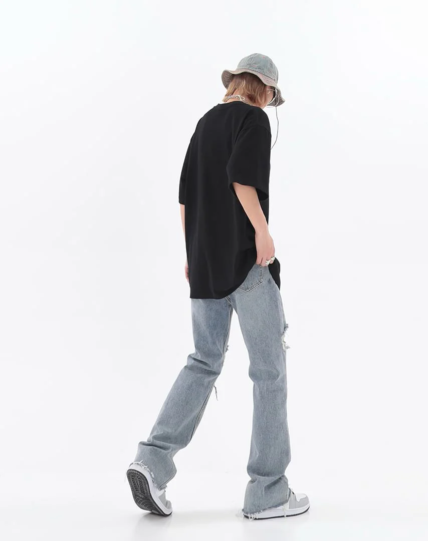 Distressed Straight Fit Jeans with Chain Belt - Image 7
