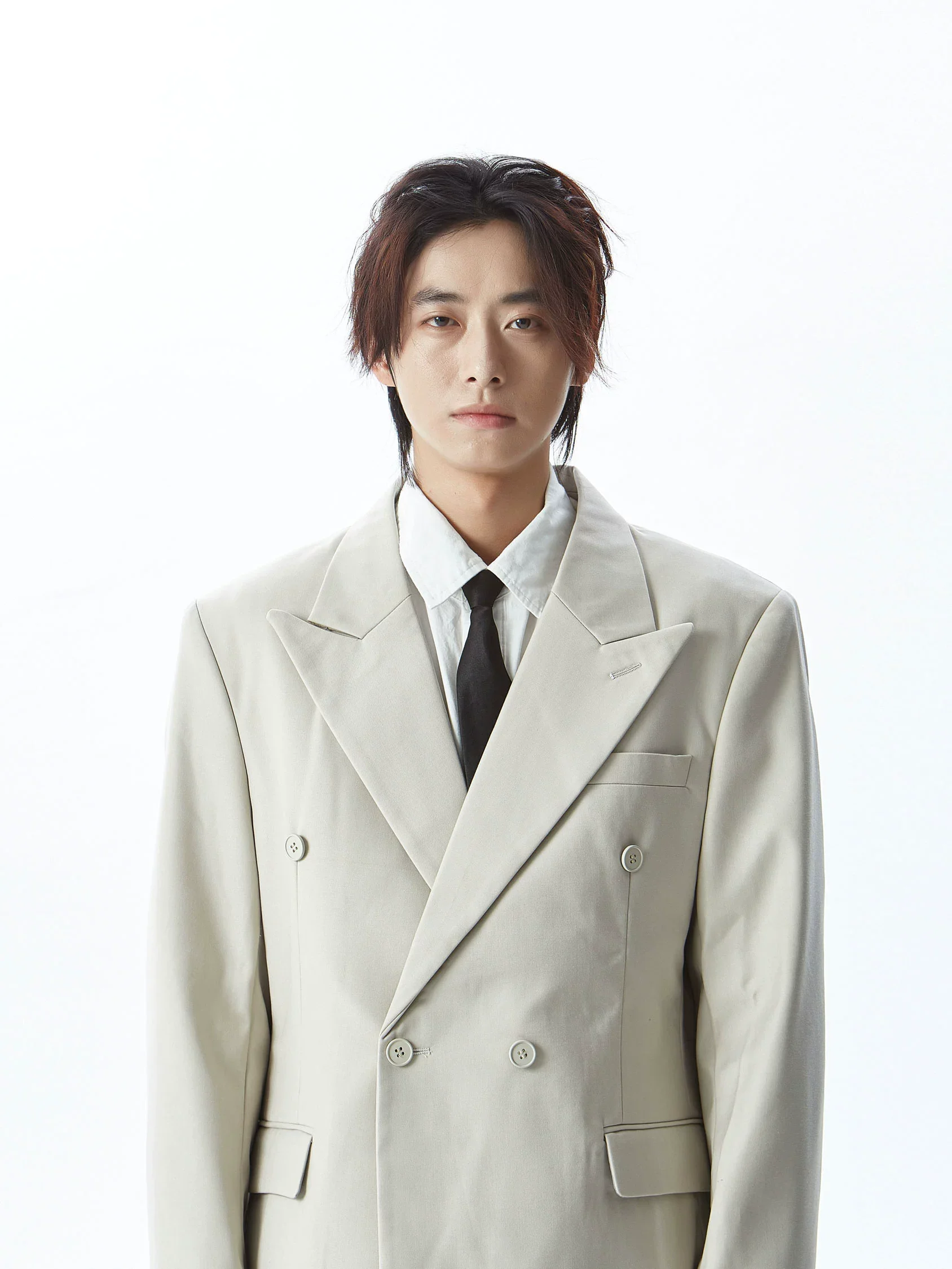 Double Breasted Structured Shoulder Blazer with Wide Lapel - Image 3