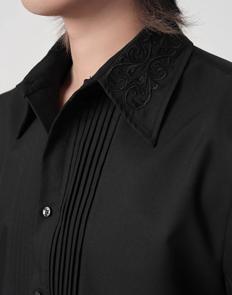 Embroidered Collar Short Sleeve Shirt with Pleated Front Detail - Image 13