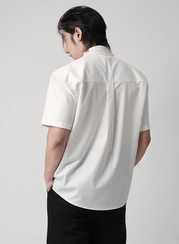 Embroidered Collar Short Sleeve Shirt with Pleated Front Detail - Image 3