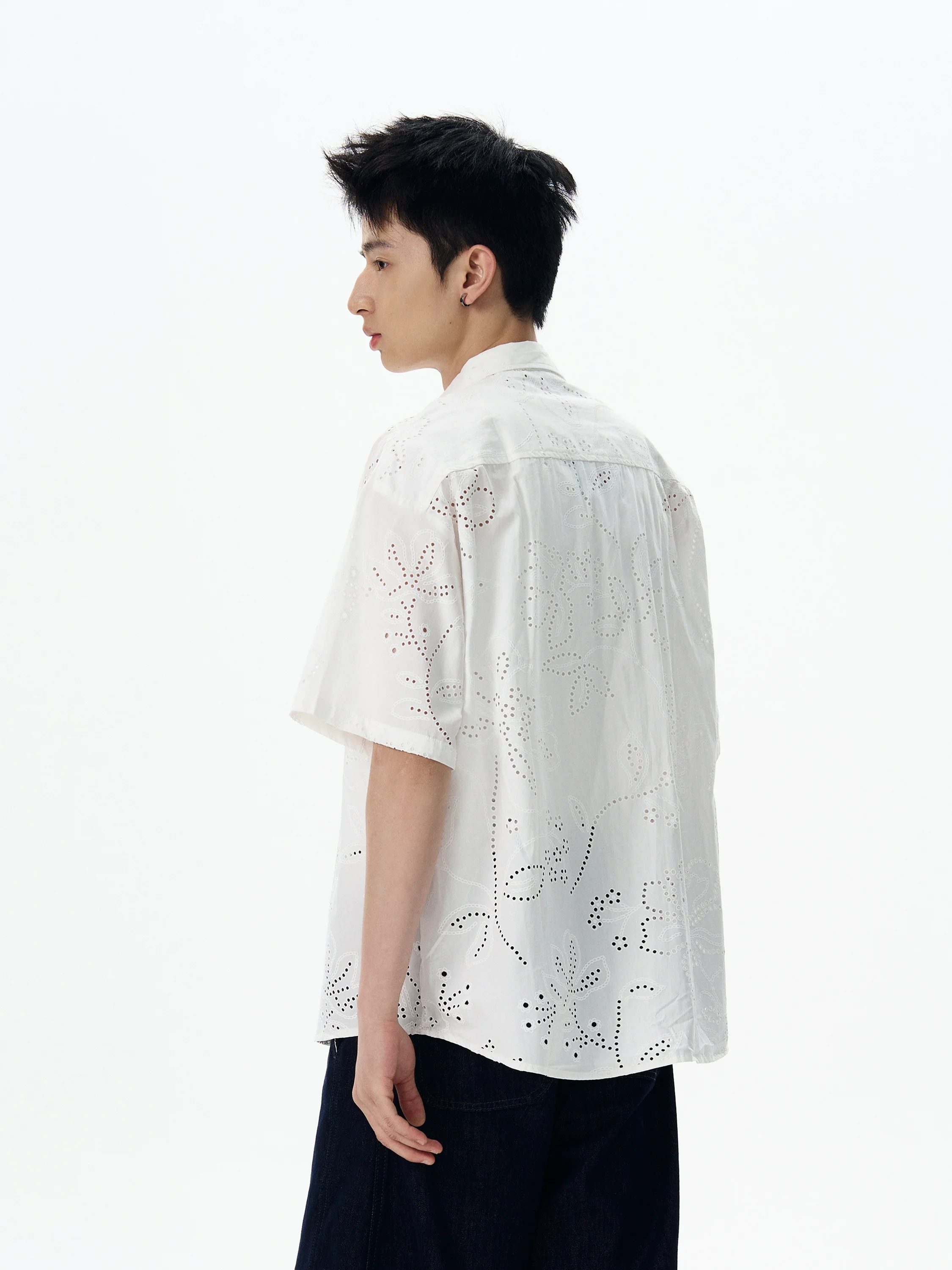 Embroidered Eyelet Short Sleeve Button-Up Shirt - Image 4