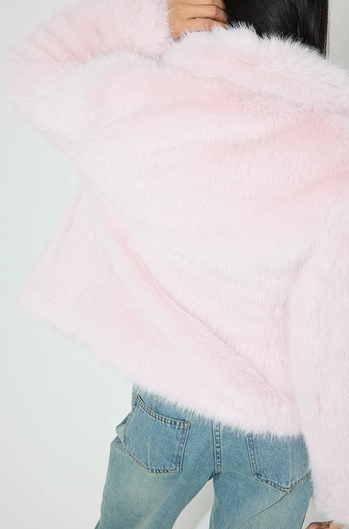 Faux Fur Neck-Lapel Cropped Coat - Image 10