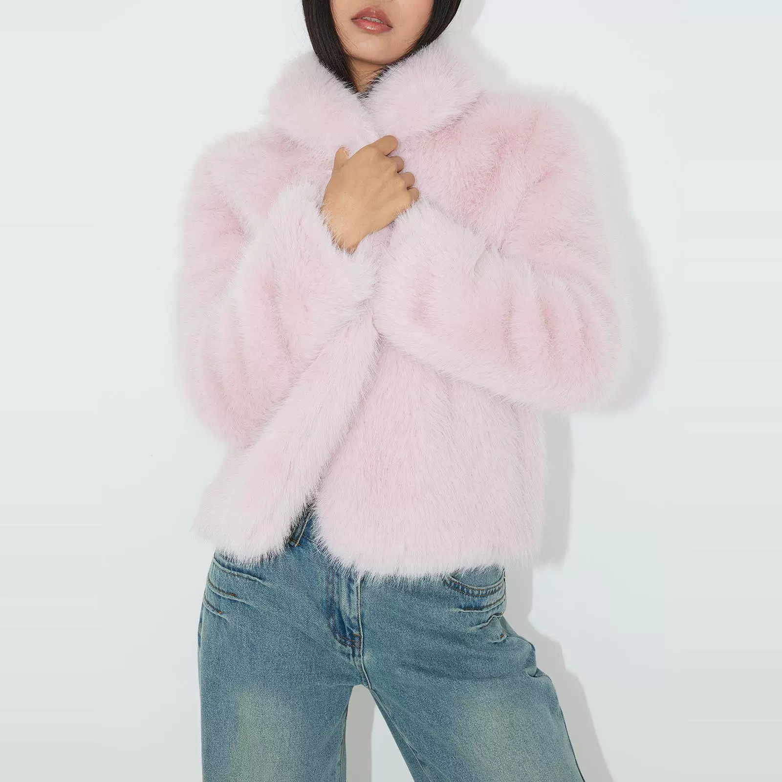 Faux Fur Neck-Lapel Cropped Coat - Image 7
