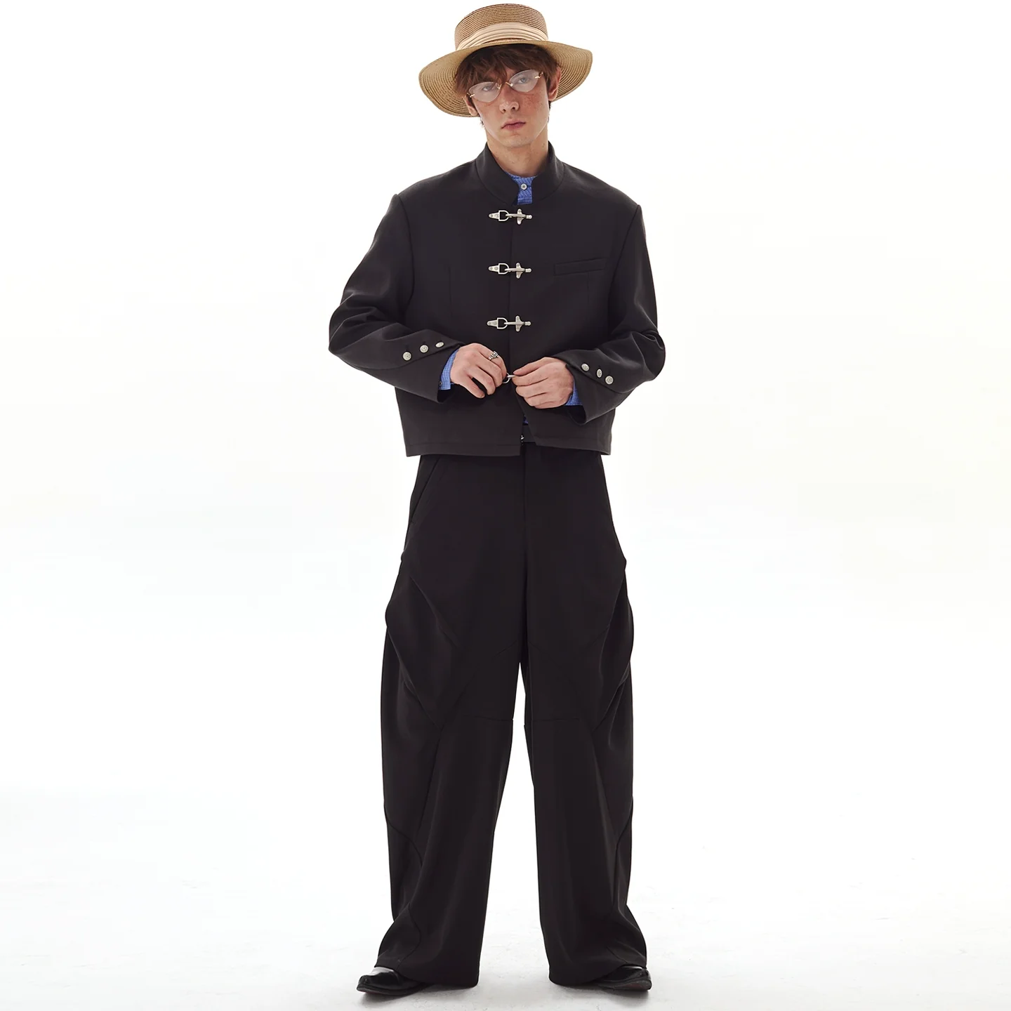 Fireman Clasp Mandarin Collar Cropped Suit Jacket - Image 4