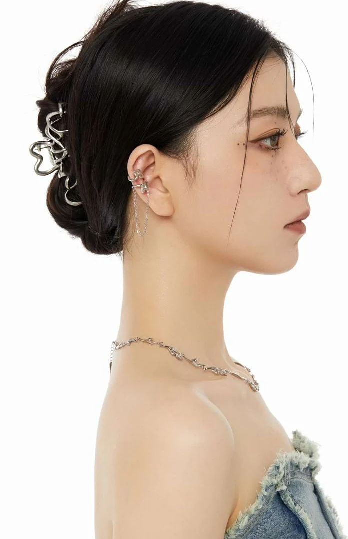 Flower Ear Cuff with Link Chain - Image 6