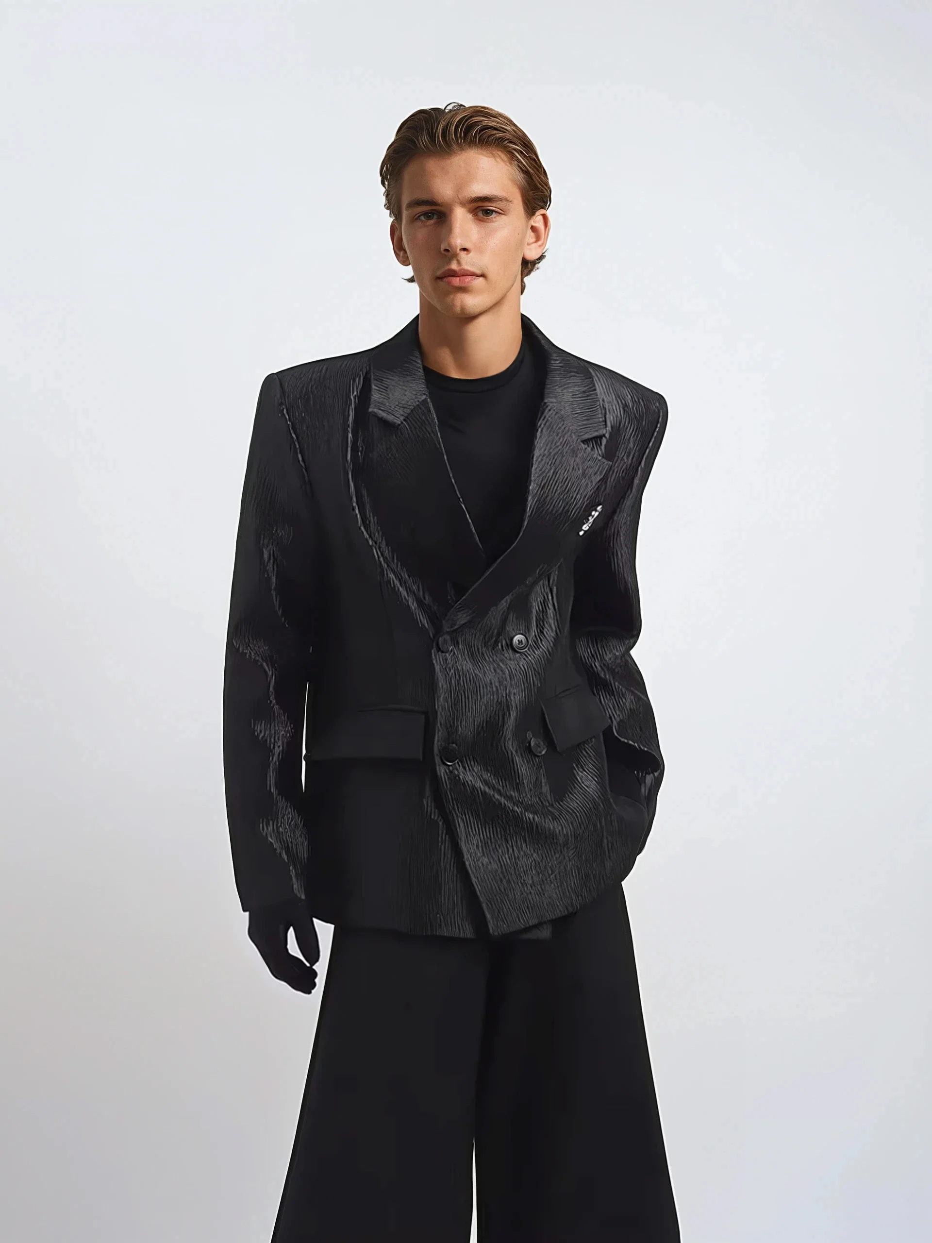 Textured Double-Breasted Blazer with Peak Lapel - Image 5