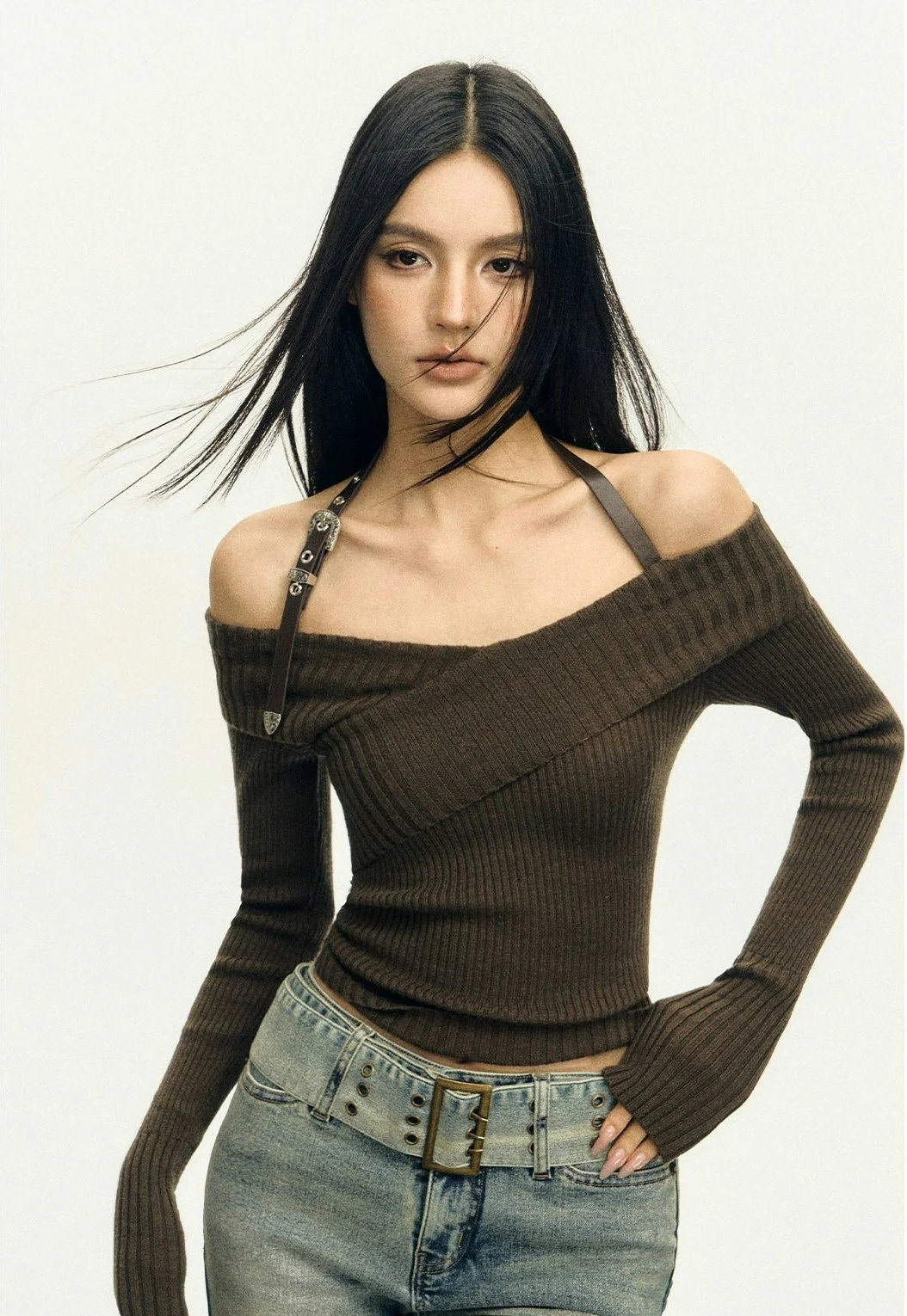 Halter Neck Ribbed Knit Long Sleeve Top - Image 4