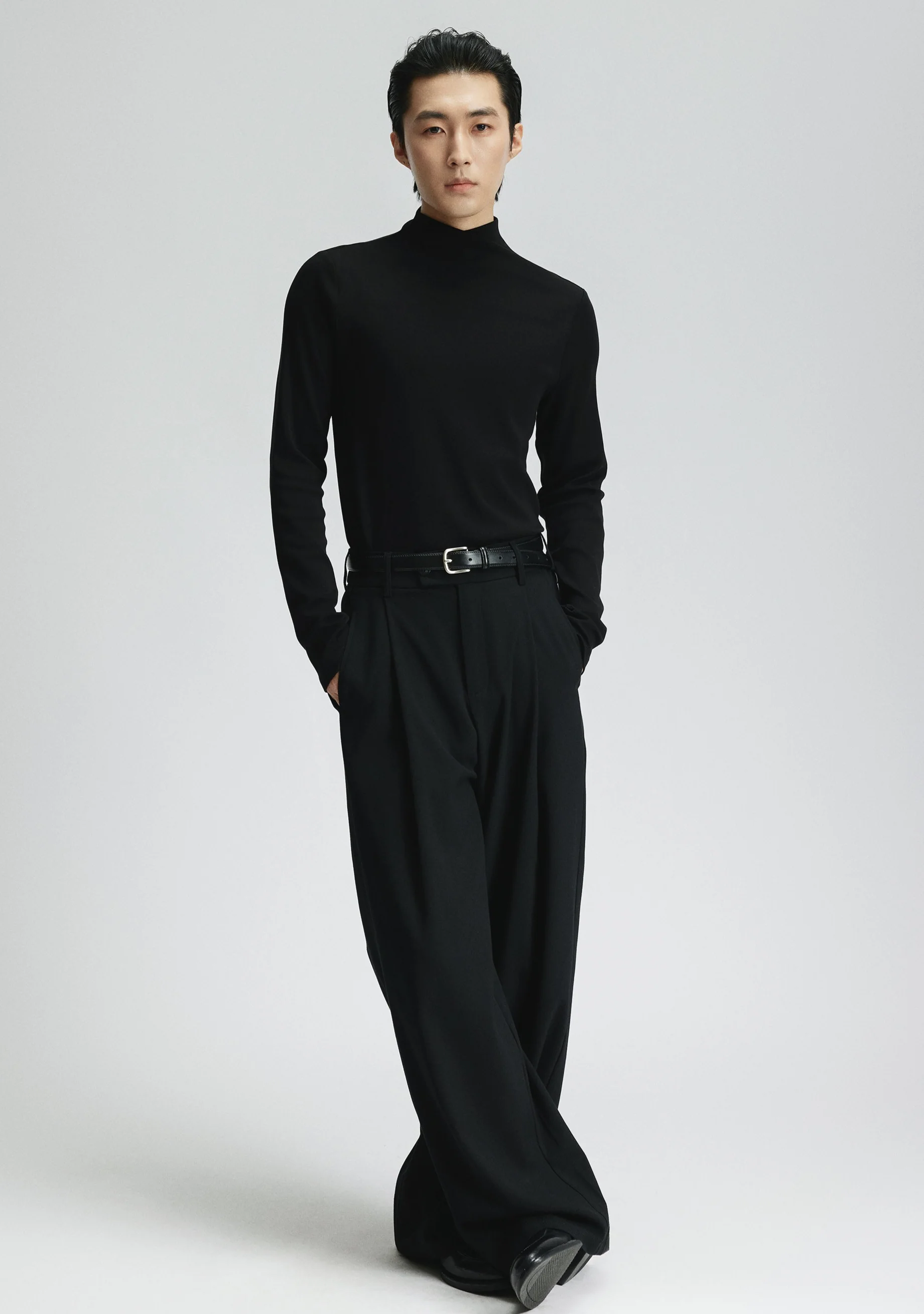High-Waist Pleated Wide Leg Pants - Image 15