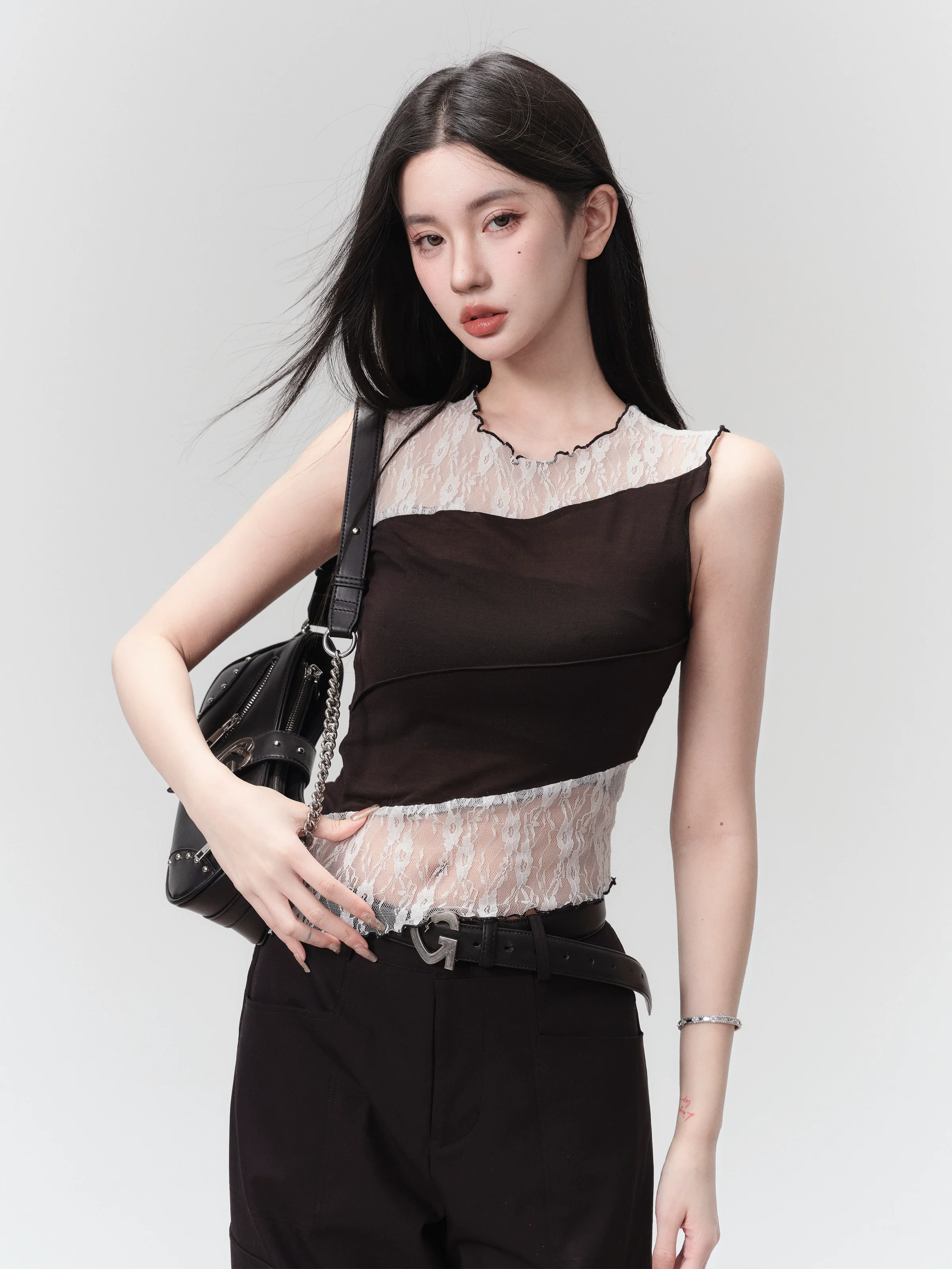 Lace Trim Sleeveless Asymmetrical Crop Top - Image 5