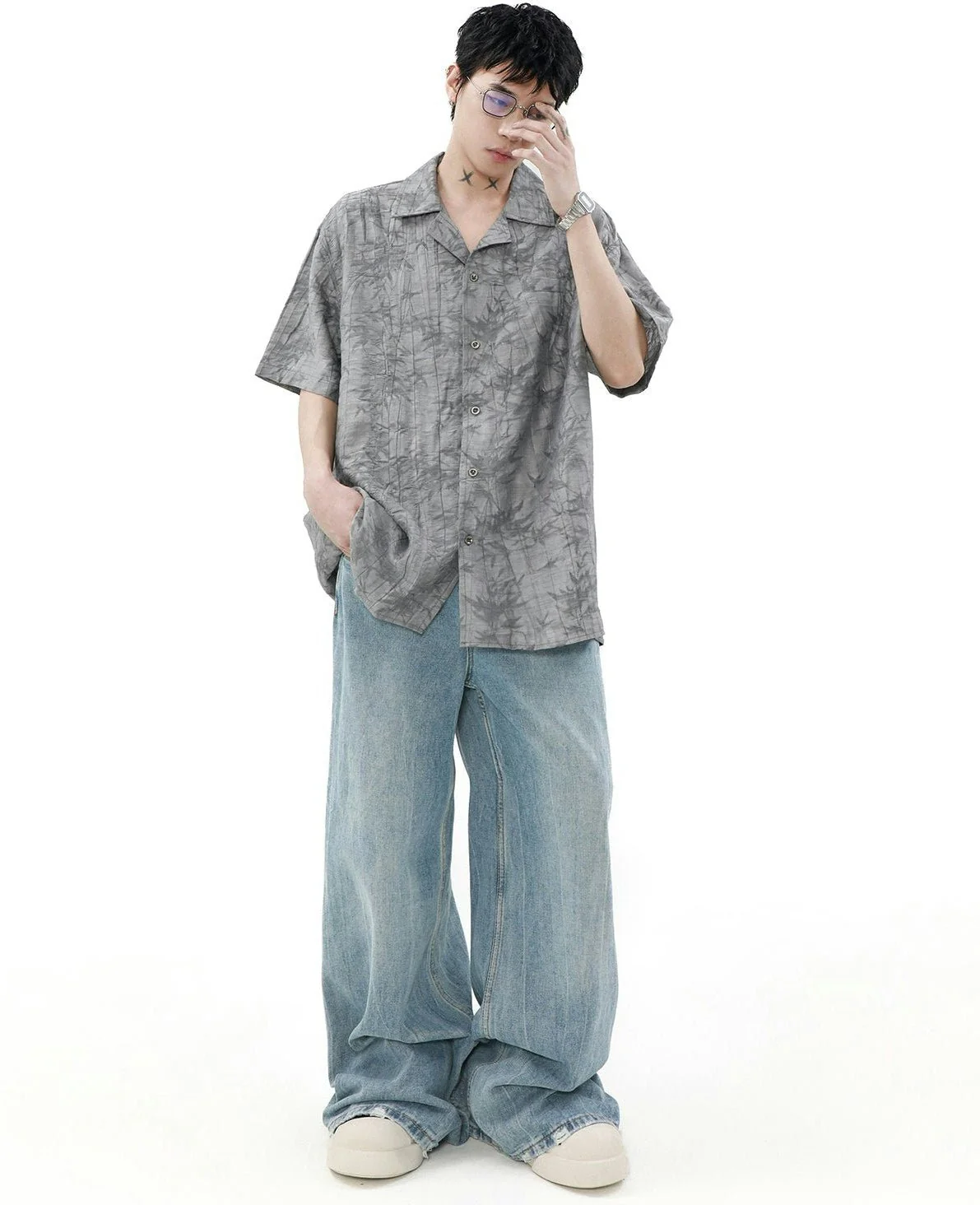 Leaves Pattern Short Sleeve Button-Up Shirt - Image 7