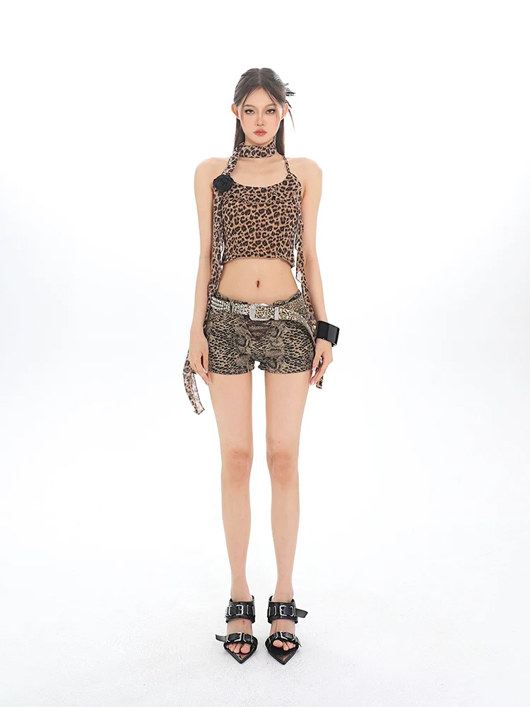 Leopard Print Shorts with Pockets - Image 7