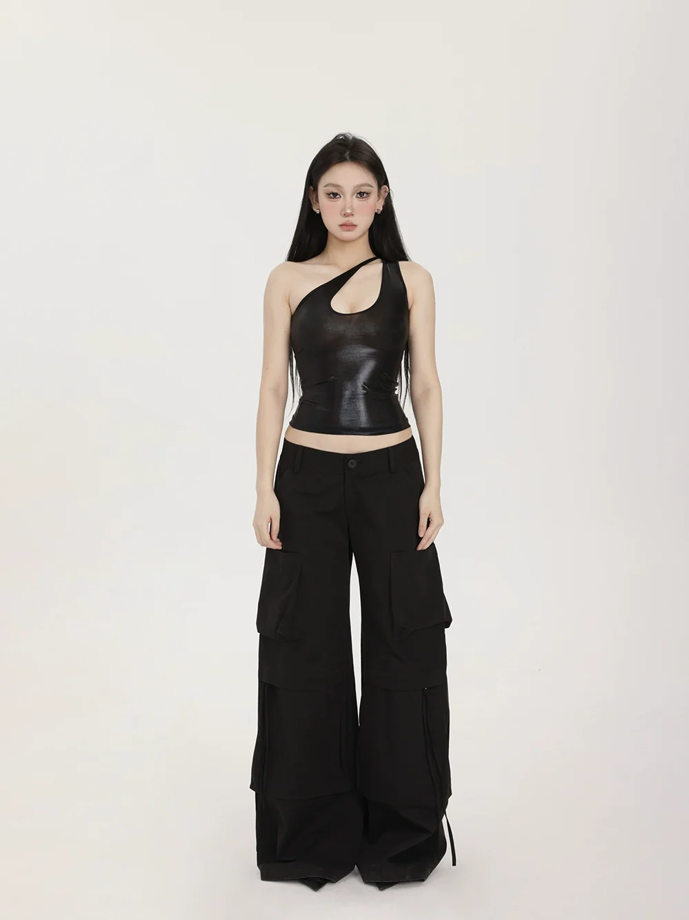 Metallic Asymmetric Cut-Out Halter Neck Crop Top - Image 3