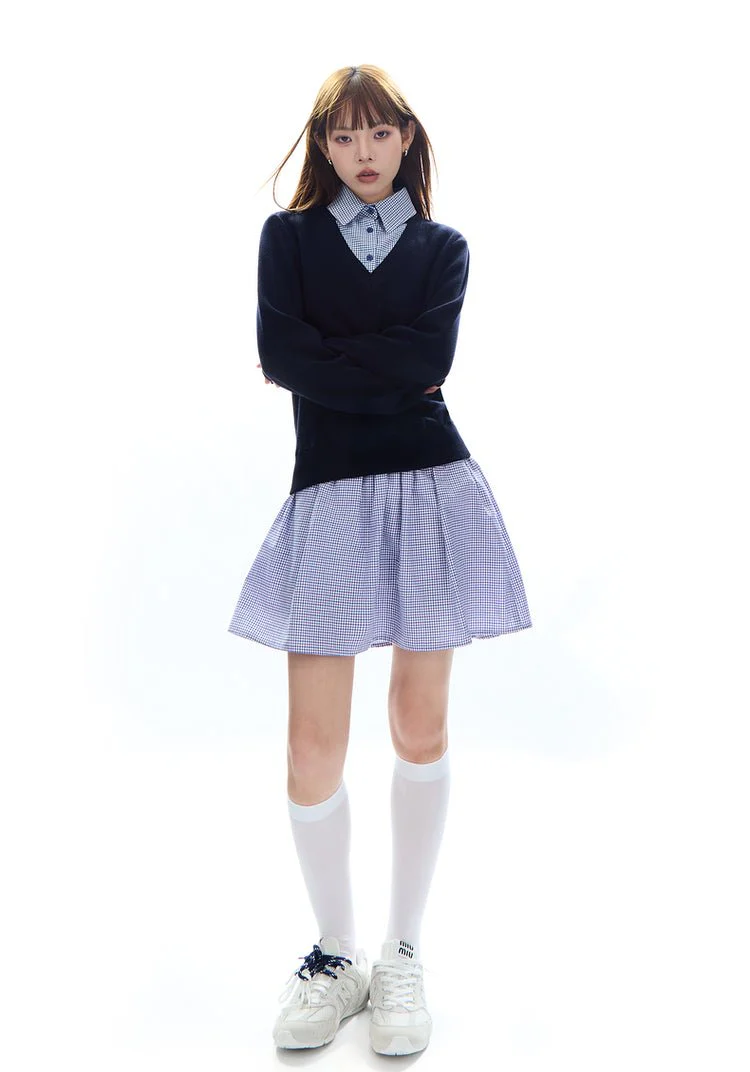 Mock Two-Piece Knit Sweater Pullover - Image 8