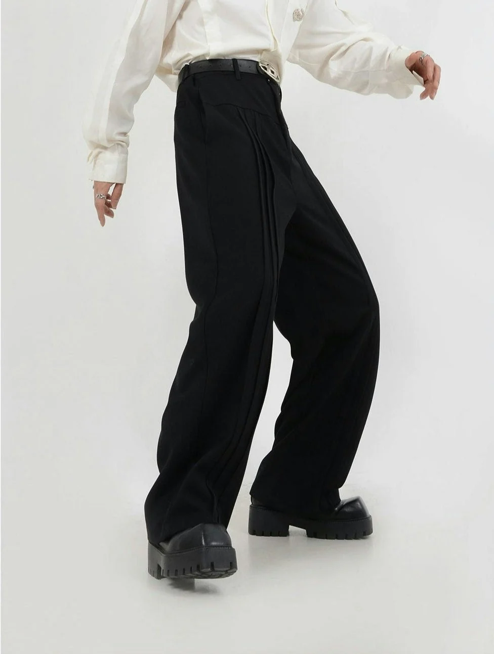 Multi-Pleated Wide-Leg Trousers with Waist Detail - Image 15