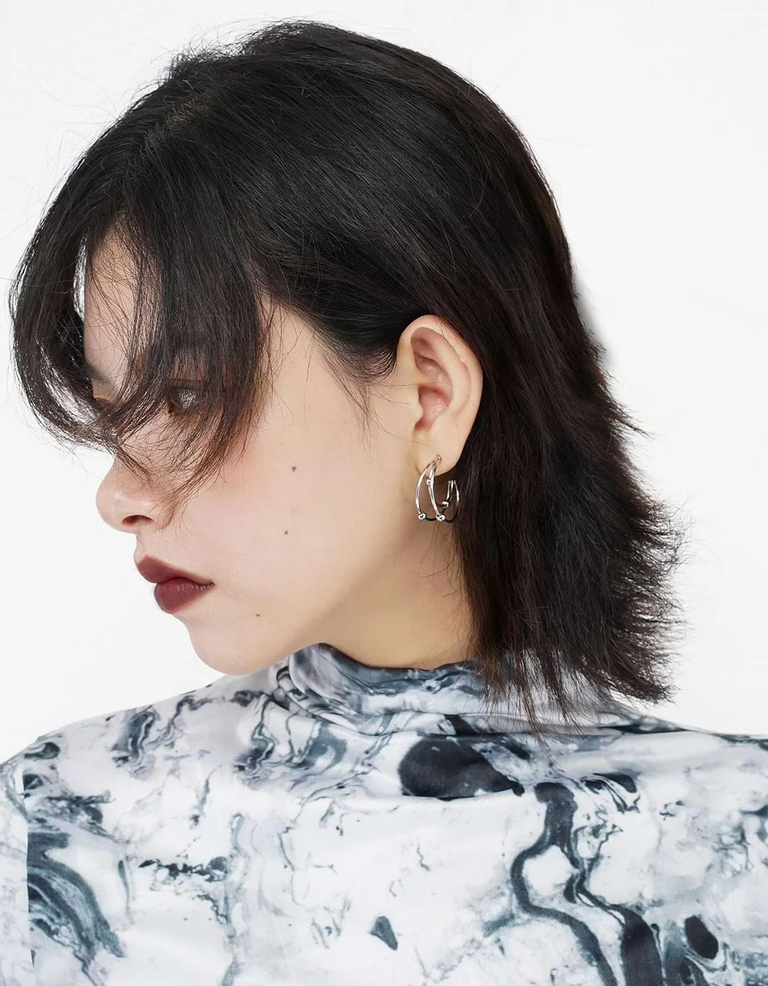Multi-Ring Hoop Earrings - Image 5