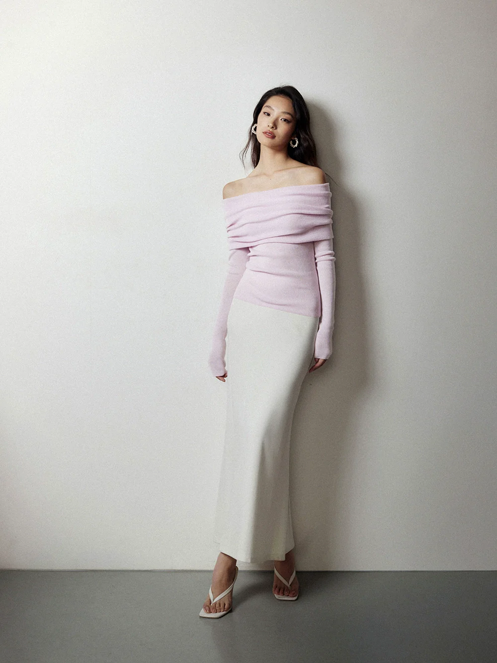 Off-Shoulder Ribbed Knit Layered Long Sleeve Sweater - Image 29