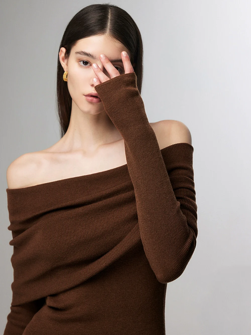 Off-Shoulder Ribbed Knit Layered Long Sleeve Sweater - Image 33