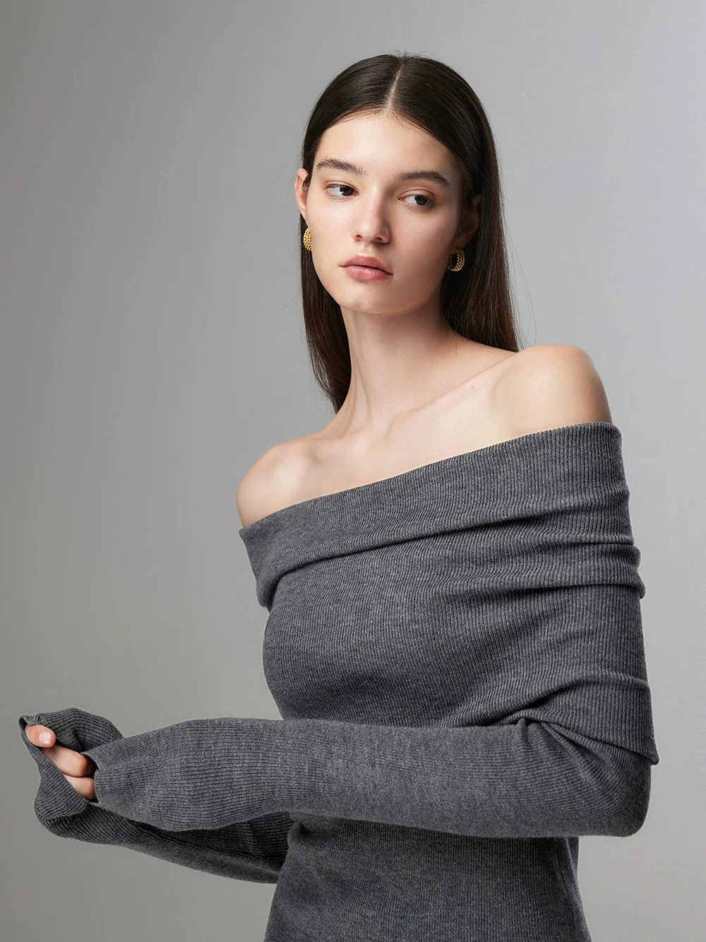 Off-Shoulder Ribbed Knit Layered Long Sleeve Sweater - Image 41