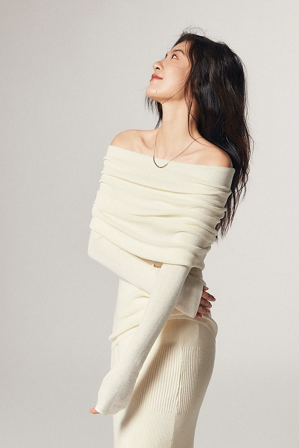 Off-Shoulder Ribbed Knit Layered Long Sleeve Sweater - Image 5