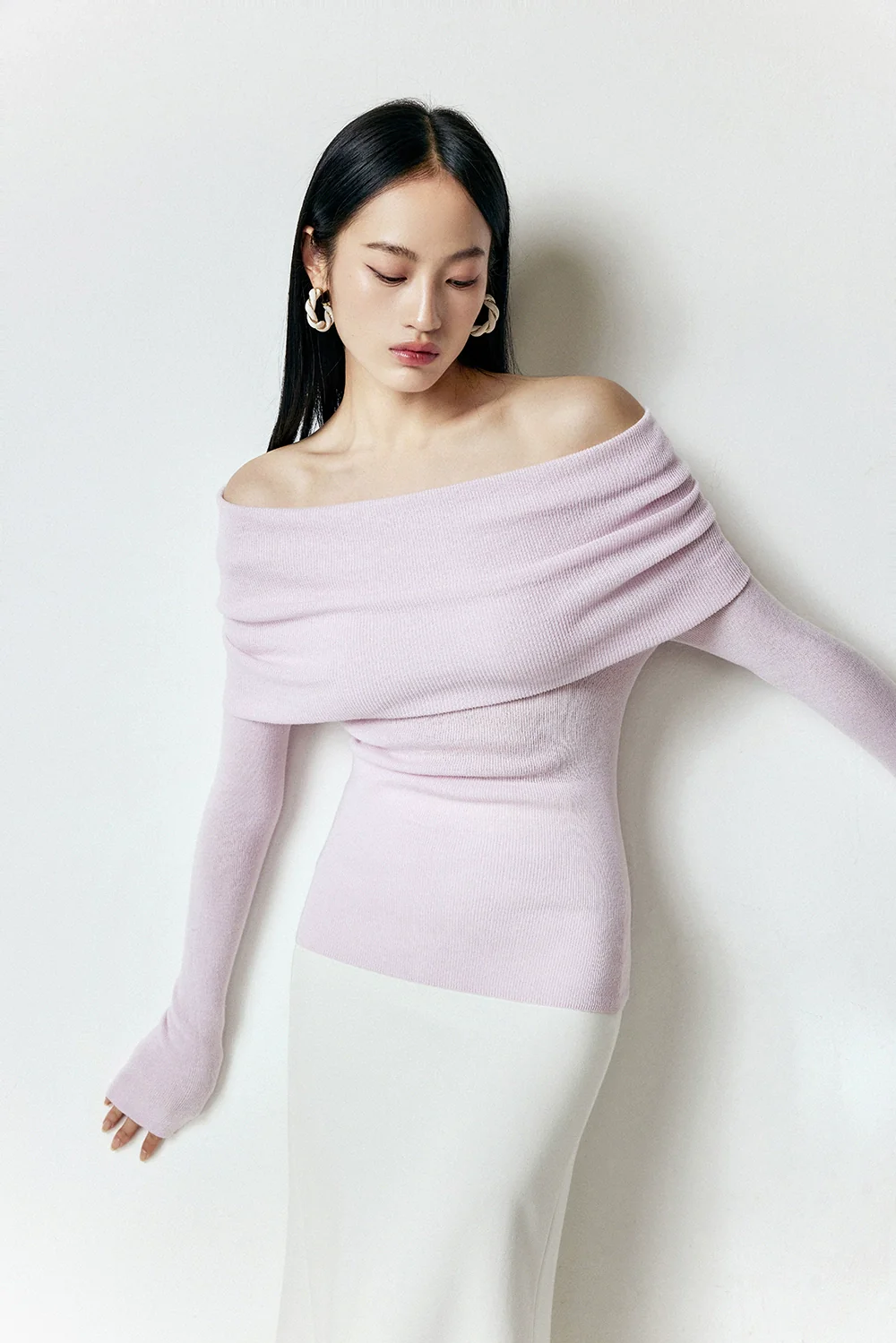 Off-Shoulder Ribbed Knit Long Sleeve Sweater Top - Image 12