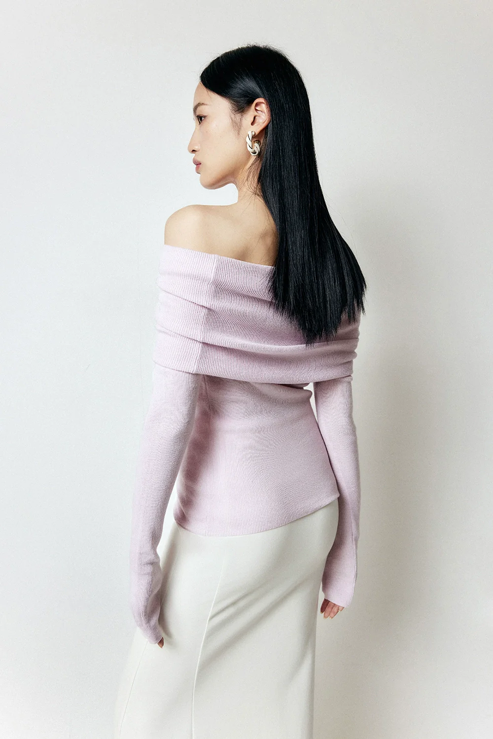 Off-Shoulder Ribbed Knit Long Sleeve Sweater Top - Image 15