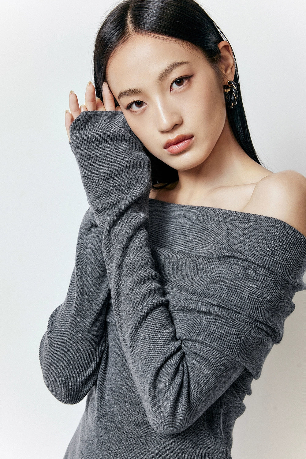 Off-Shoulder Ribbed Knit Long Sleeve Sweater Top - Image 19