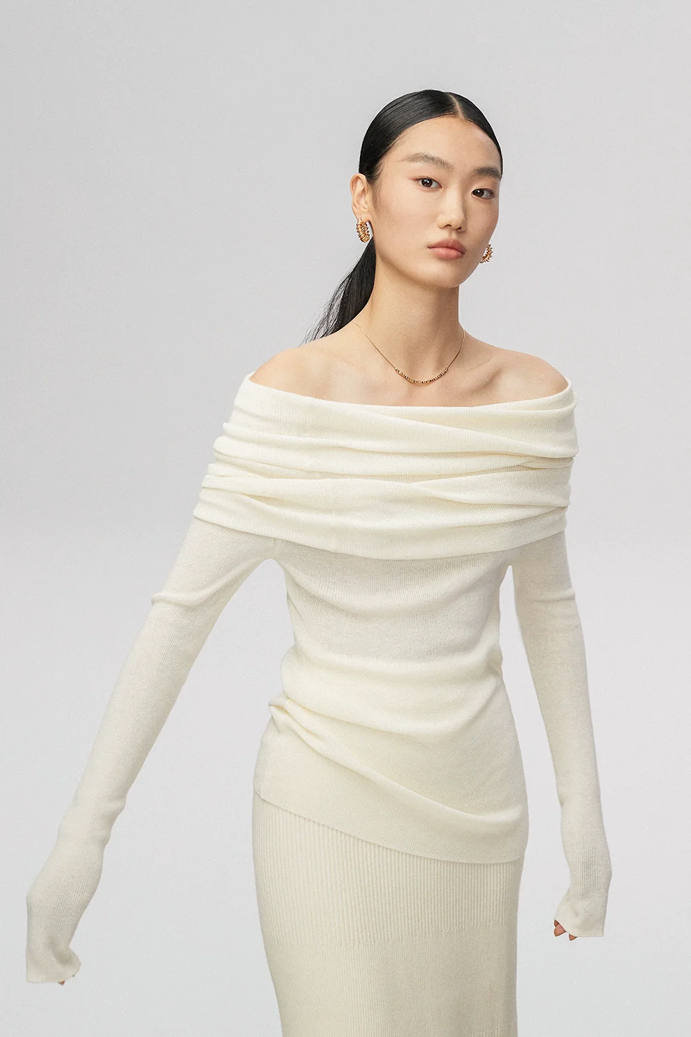 Off-Shoulder Ribbed Knit Long Sleeve Sweater Top - Image 4