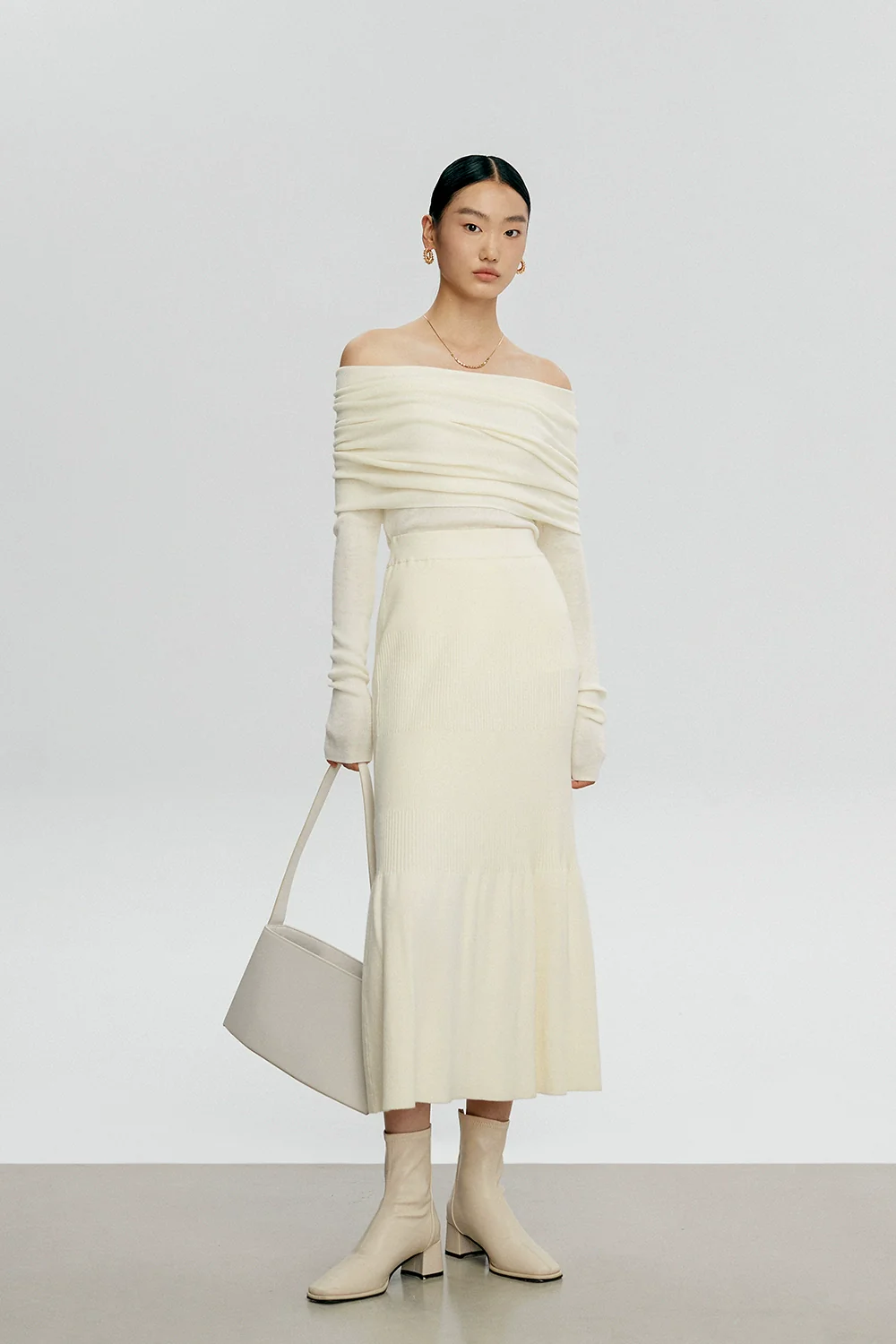 Off-Shoulder Ribbed Knit Long Sleeve Sweater Top - Image 8