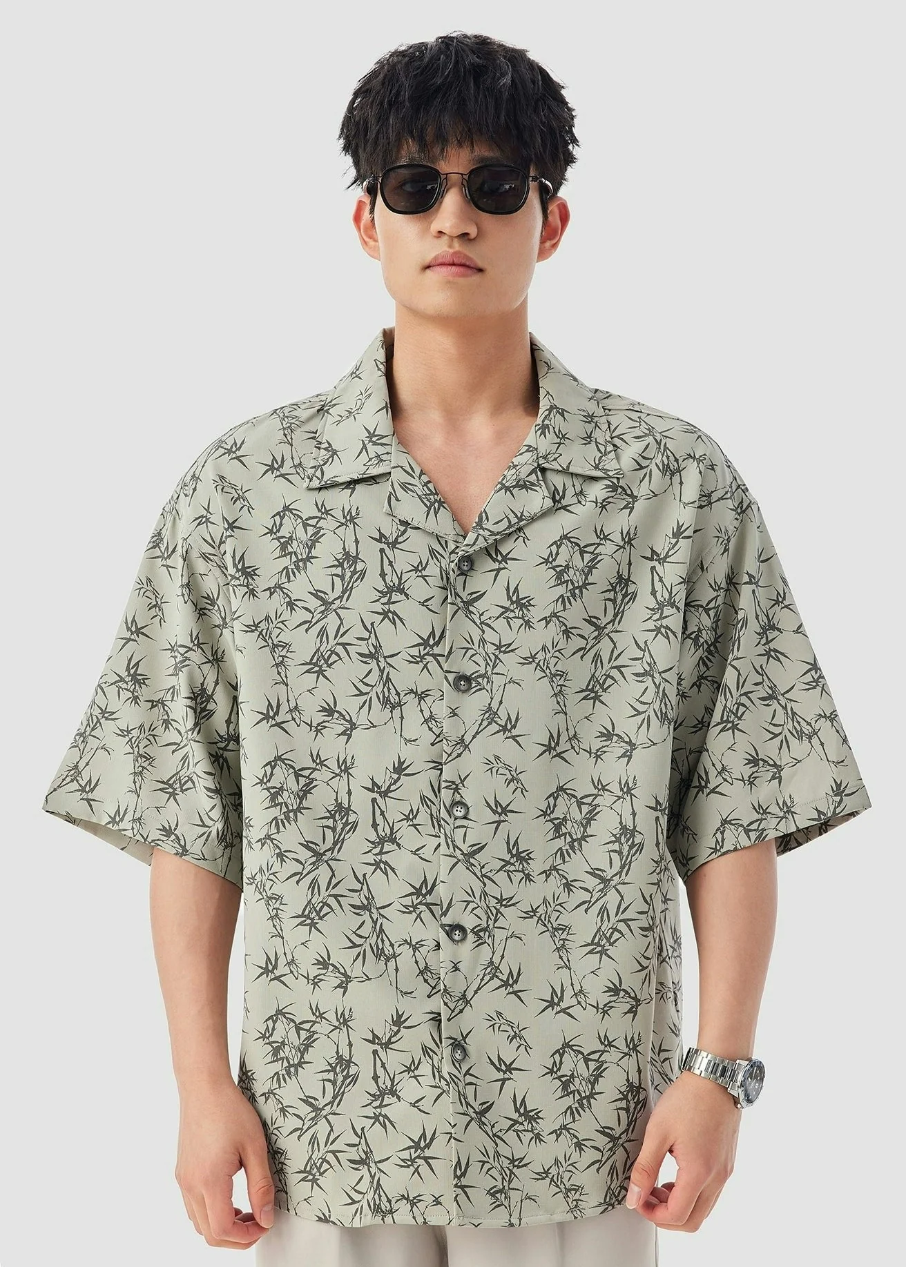 Oversized Bamboo Print Short Sleeve Button-up Shirt - Image 4