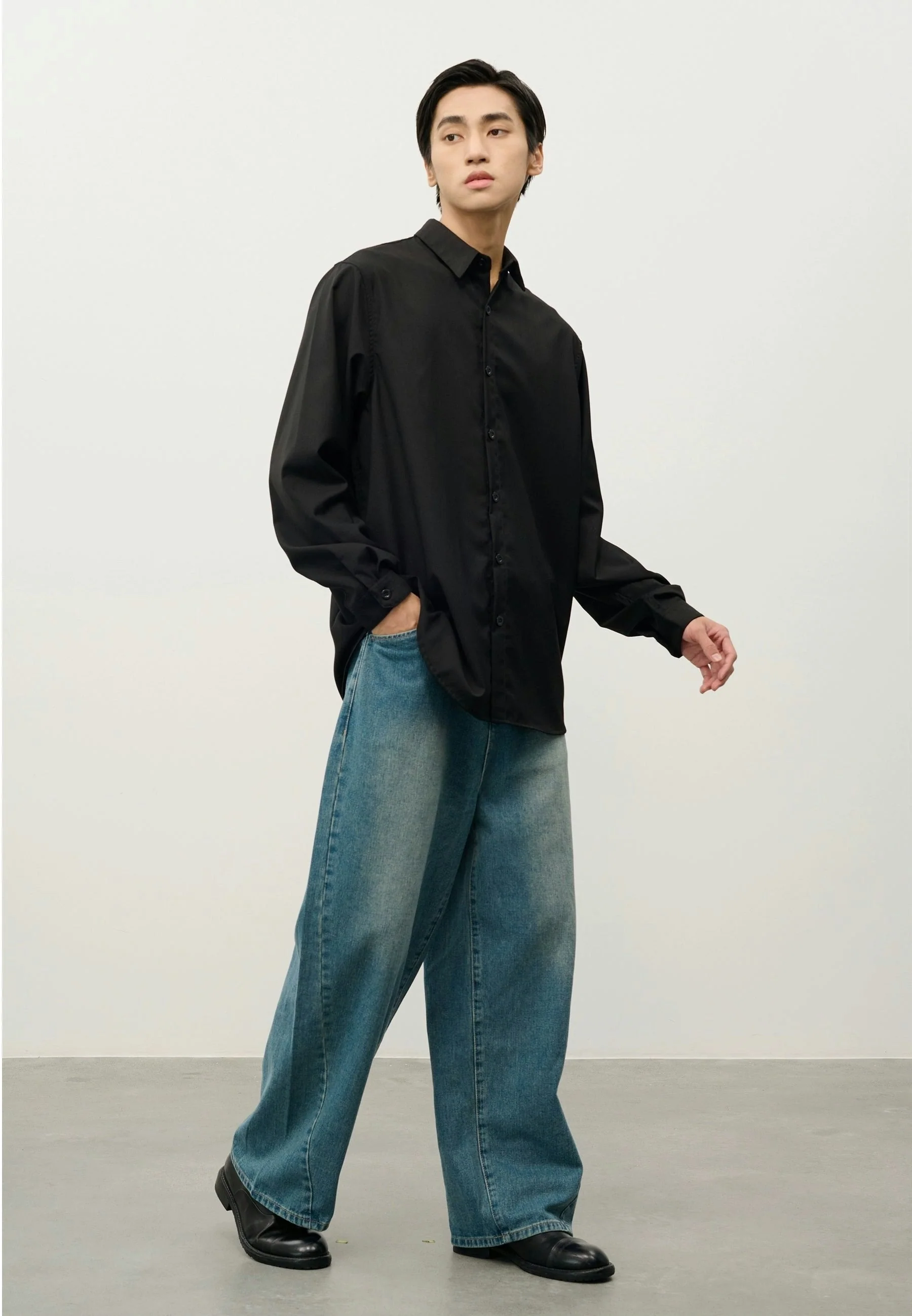 Oversized Button-Down Shirt with Stand Collar - Image 15