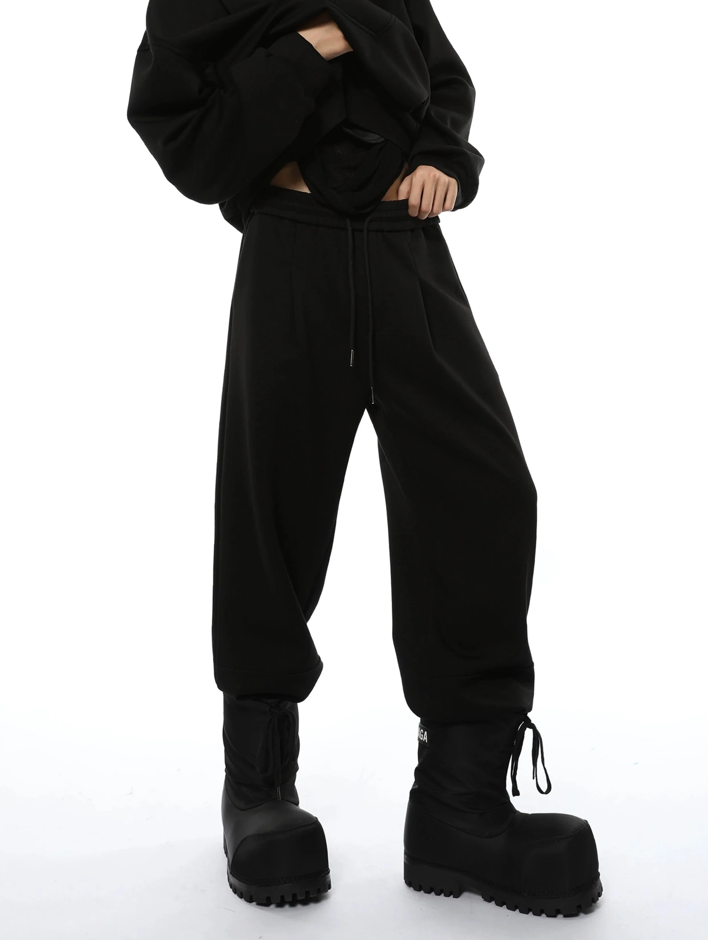 Oversized Collared V-Neck Sweatshirt and Joggers Set - Image 18