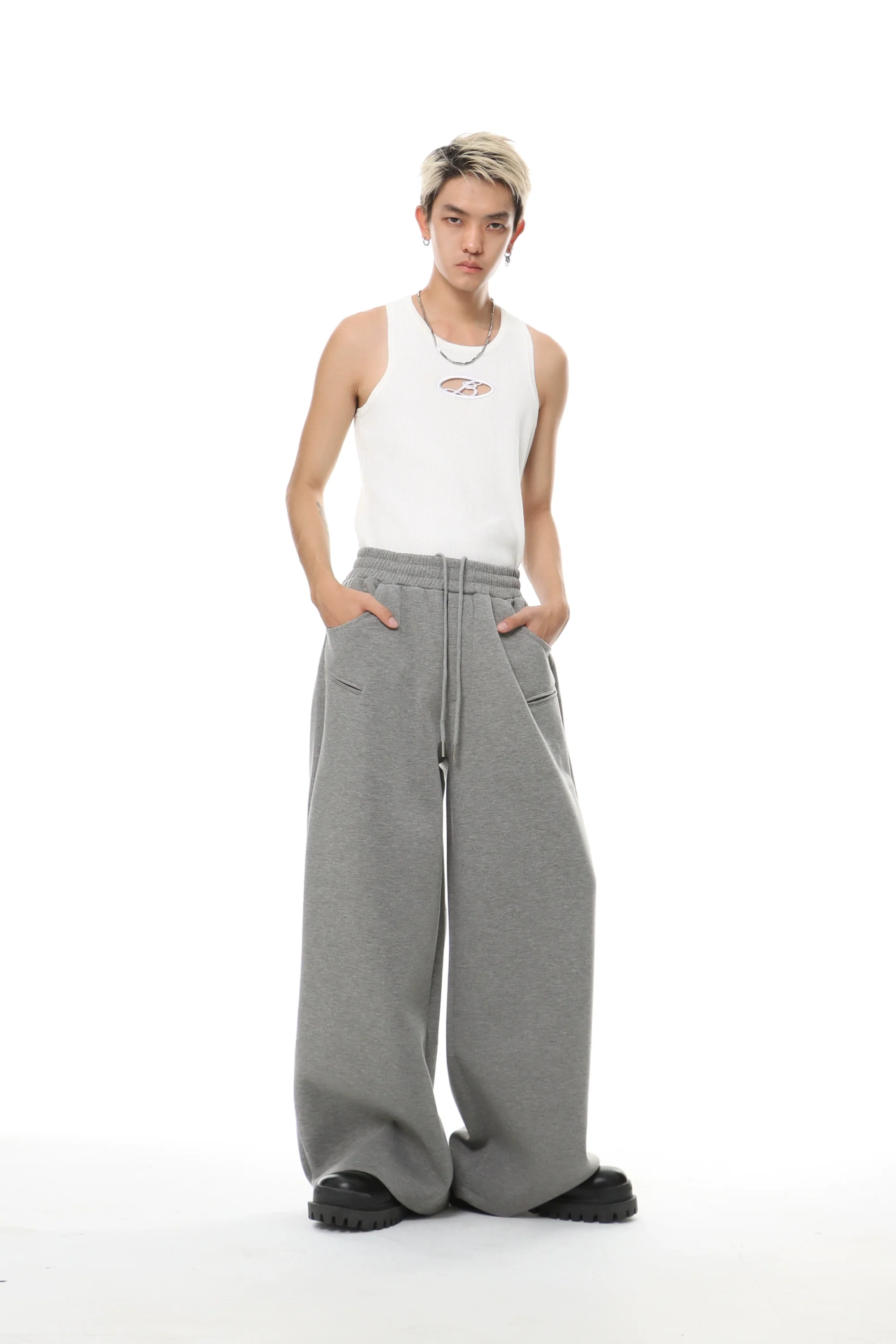 Oversized Cropped Zip Hoodie and Wide-Leg Sweatpant Tracksuit Set - Image 16