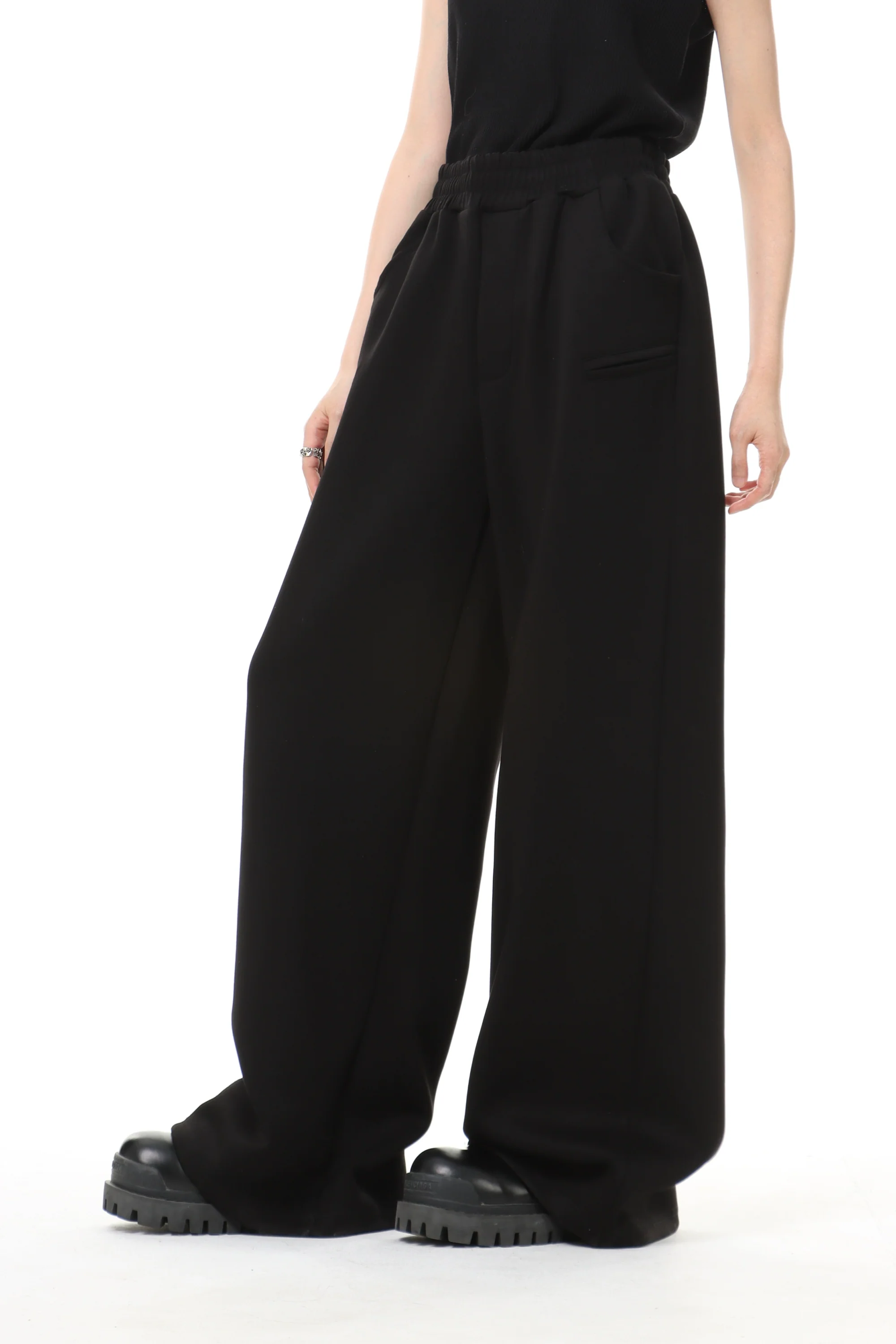 Oversized Cropped Zip Hoodie and Wide-Leg Sweatpant Tracksuit Set - Image 25