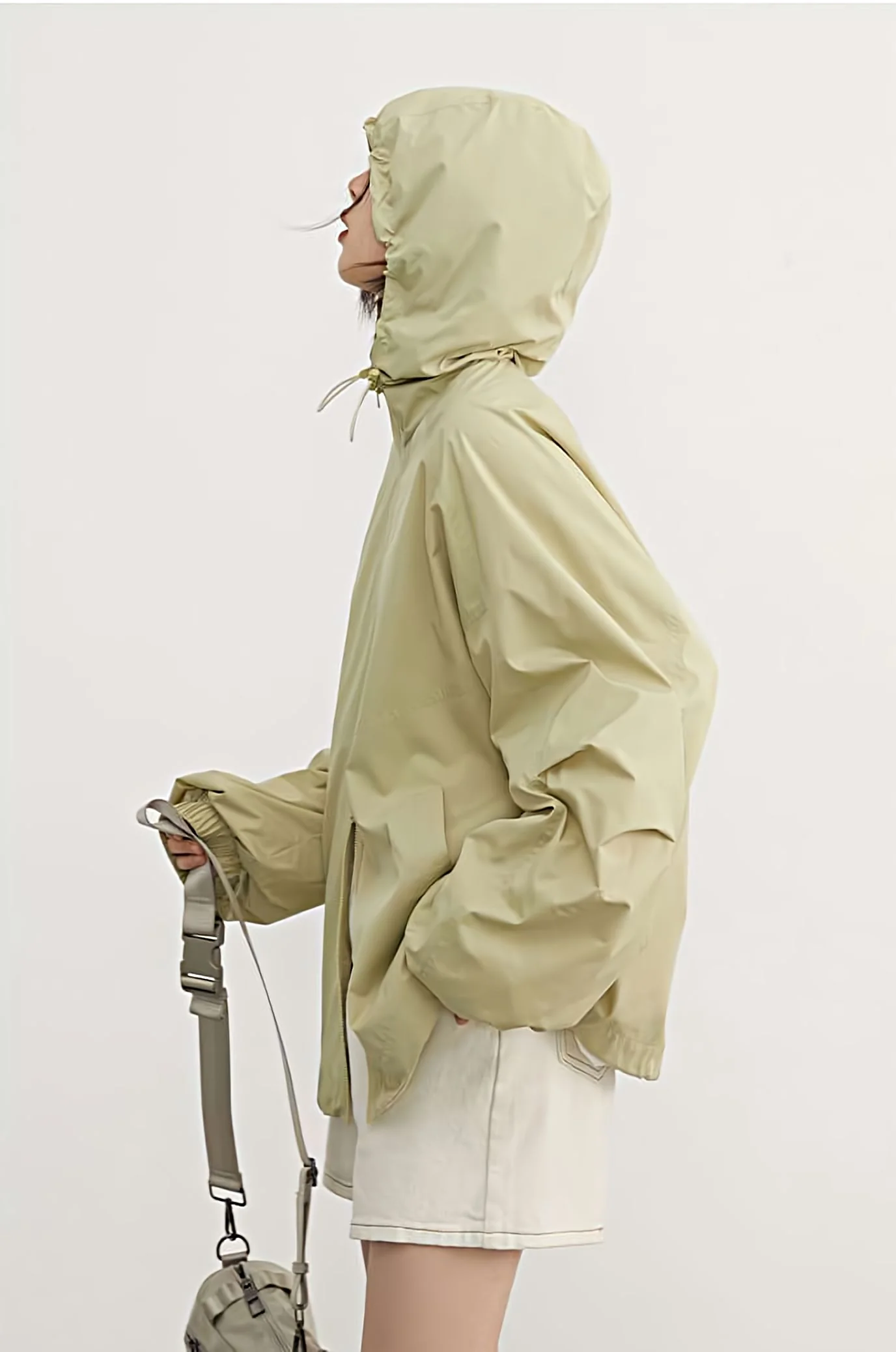 Oversized Cuff Sleeve Hooded Windbreaker - Image 4