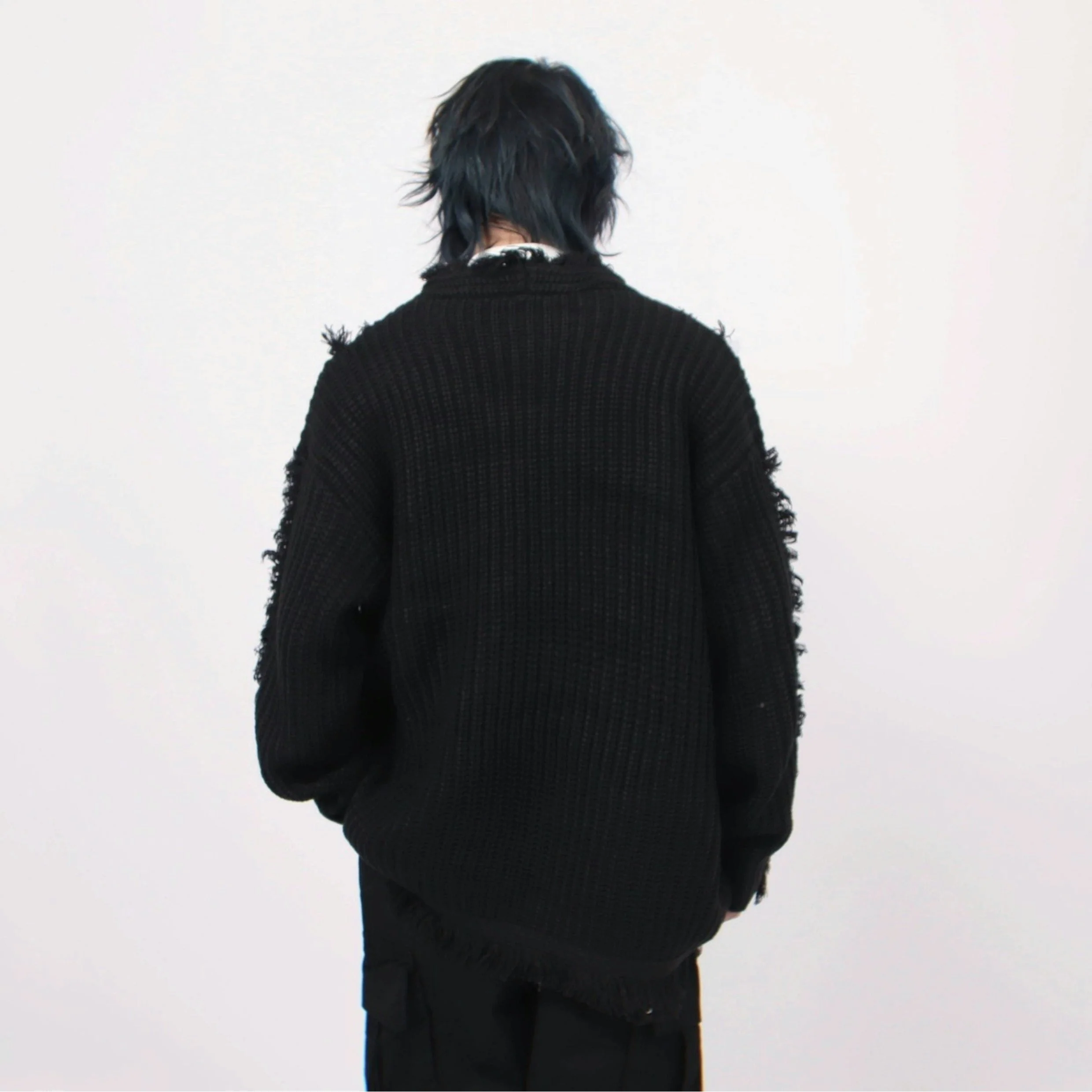 Oversized Distressed Chunky Knit Cardigan - Image 10