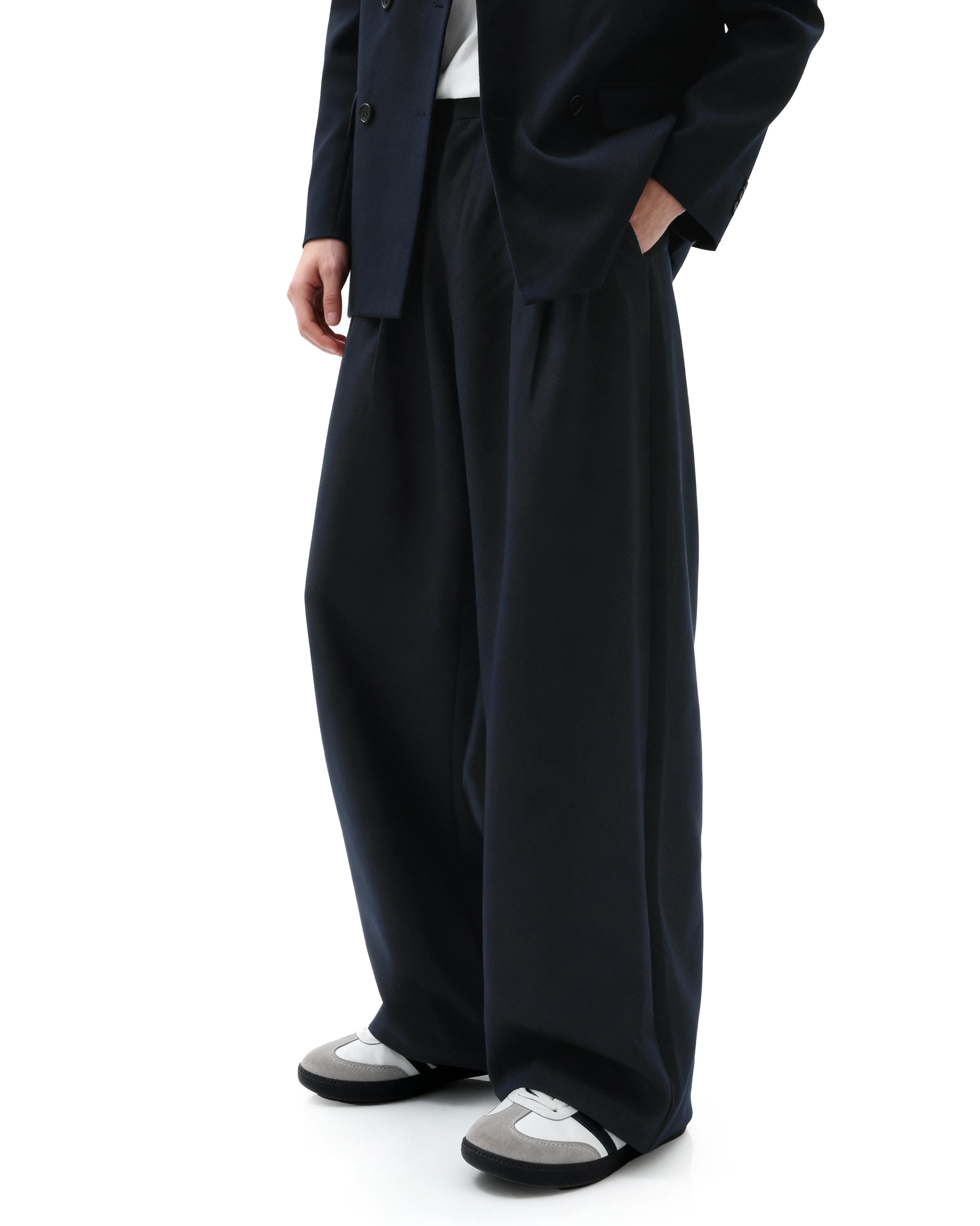 Oversized Double-Breasted Brooch Blazer and Wide-Leg Trousers Set - Image 5