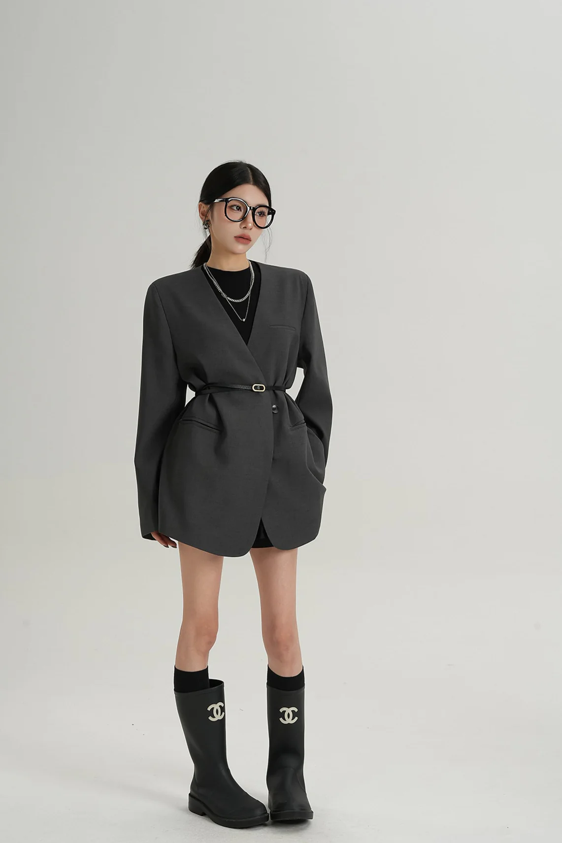 Oversized Lapelless Single-Button Blazer with Belt - Image 13
